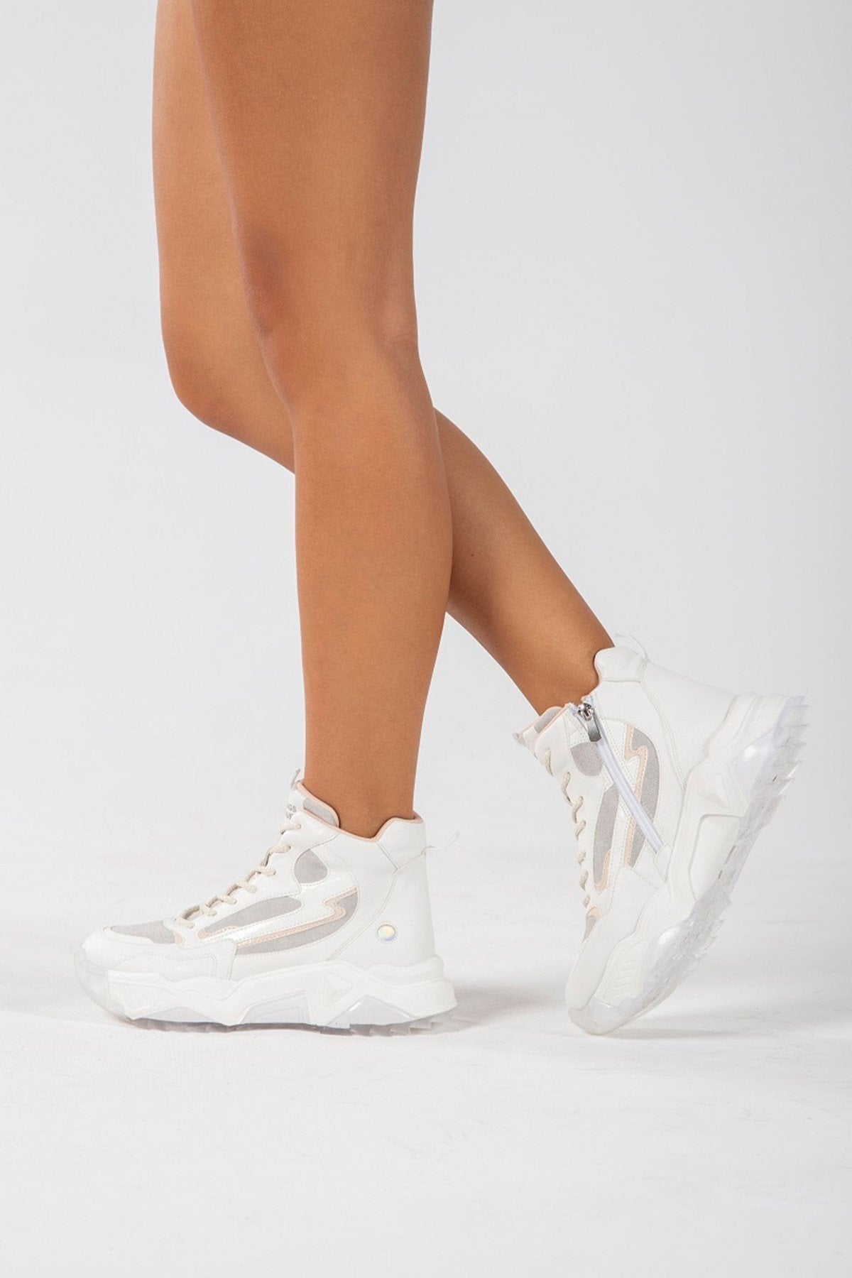 Olivia - Bota Deportiva Blanca (Mujer)