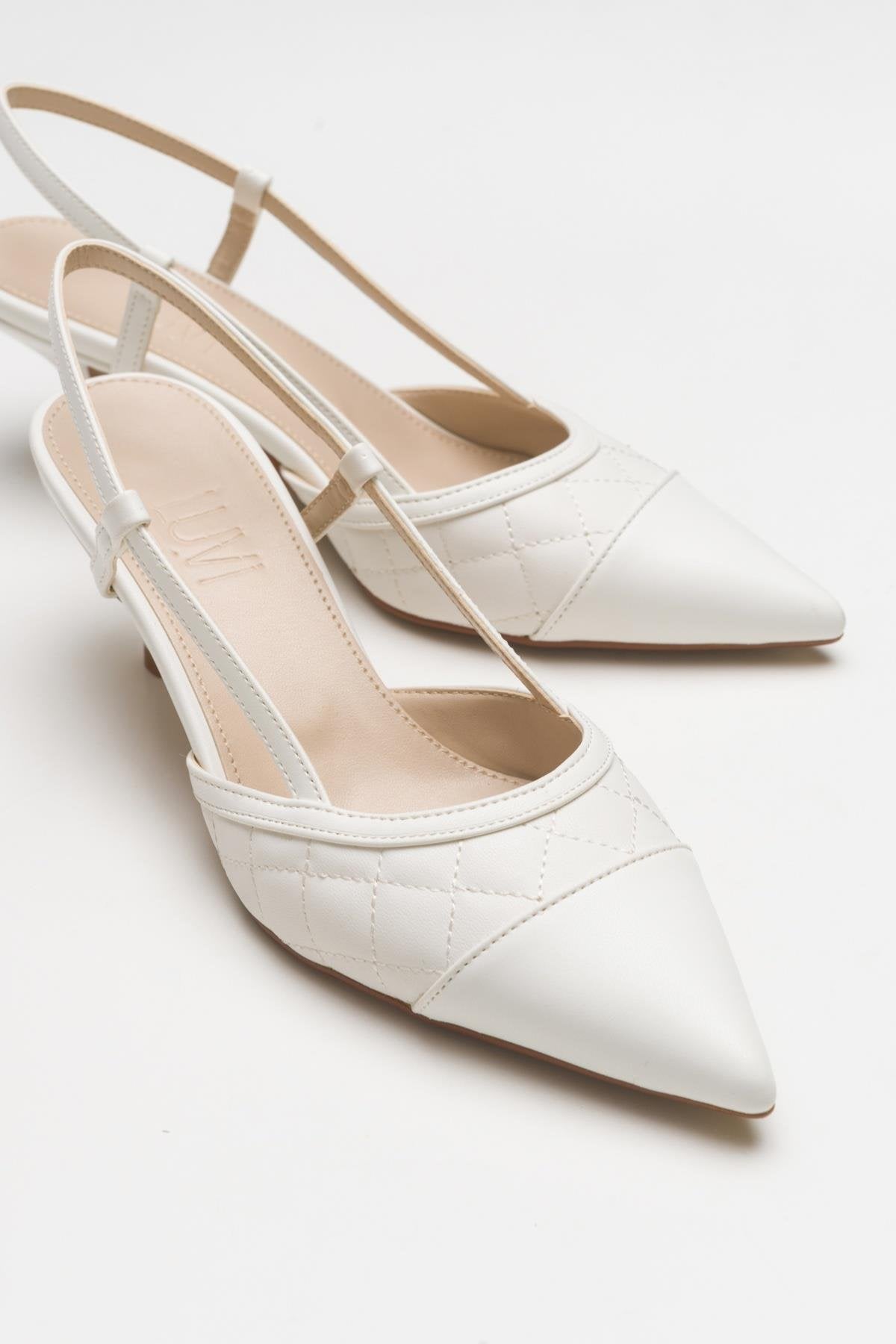 Artículo - Zapatilla de tacón destalonada con puntera en punta y color blanco (Mujer)