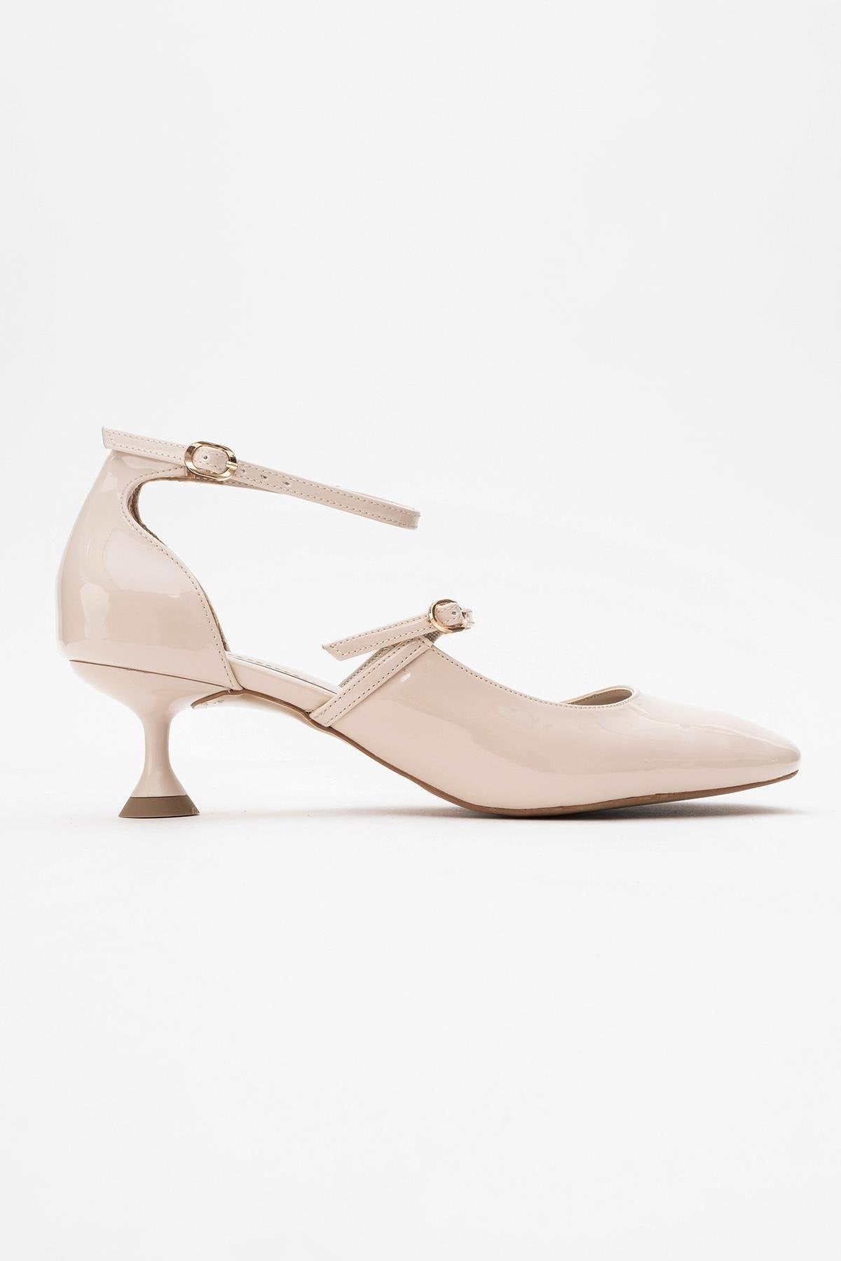 Emly - Zapatos de tacón destalonados en charol beige con punta cuadrada (mujer)
