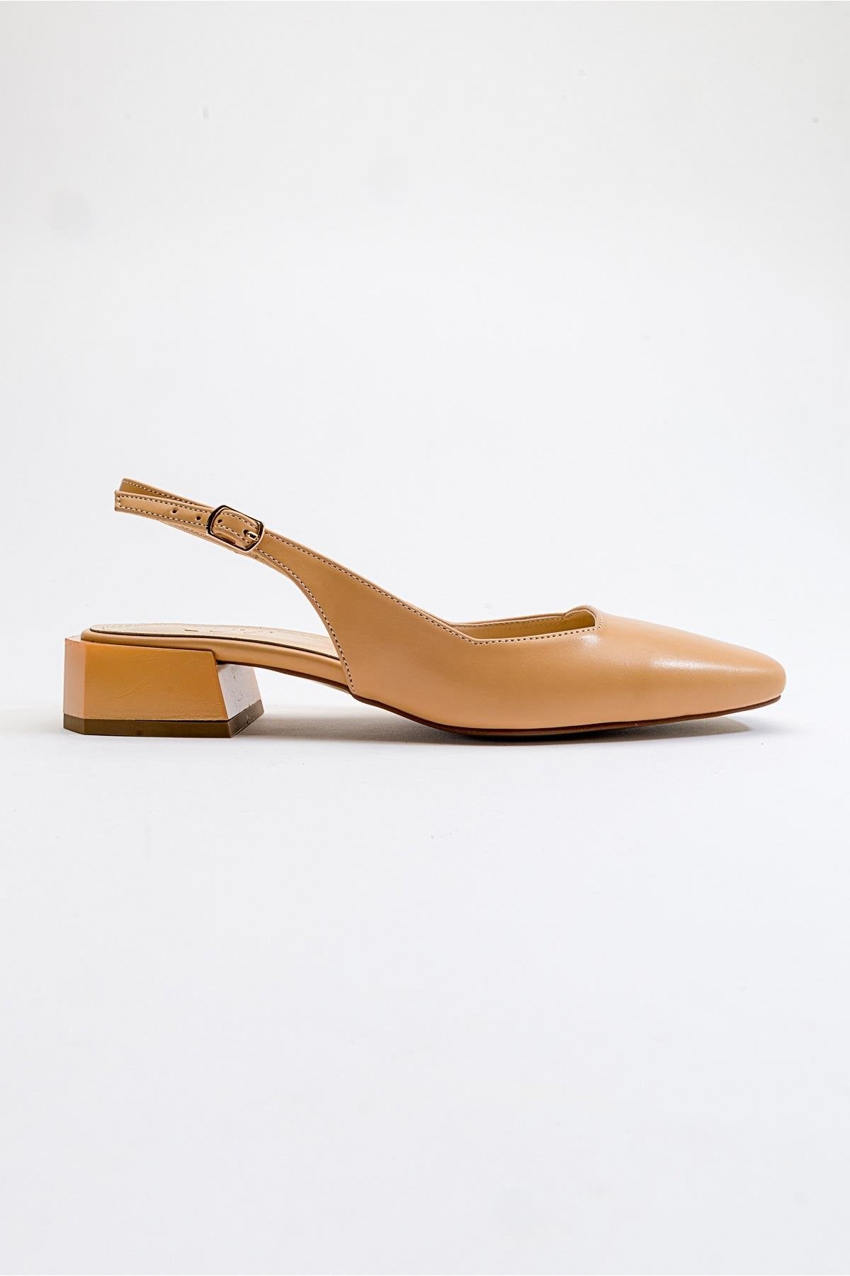 Estado - Zapatos de tacón destalonados de punta redonda de color beis oscuro (Mujer)