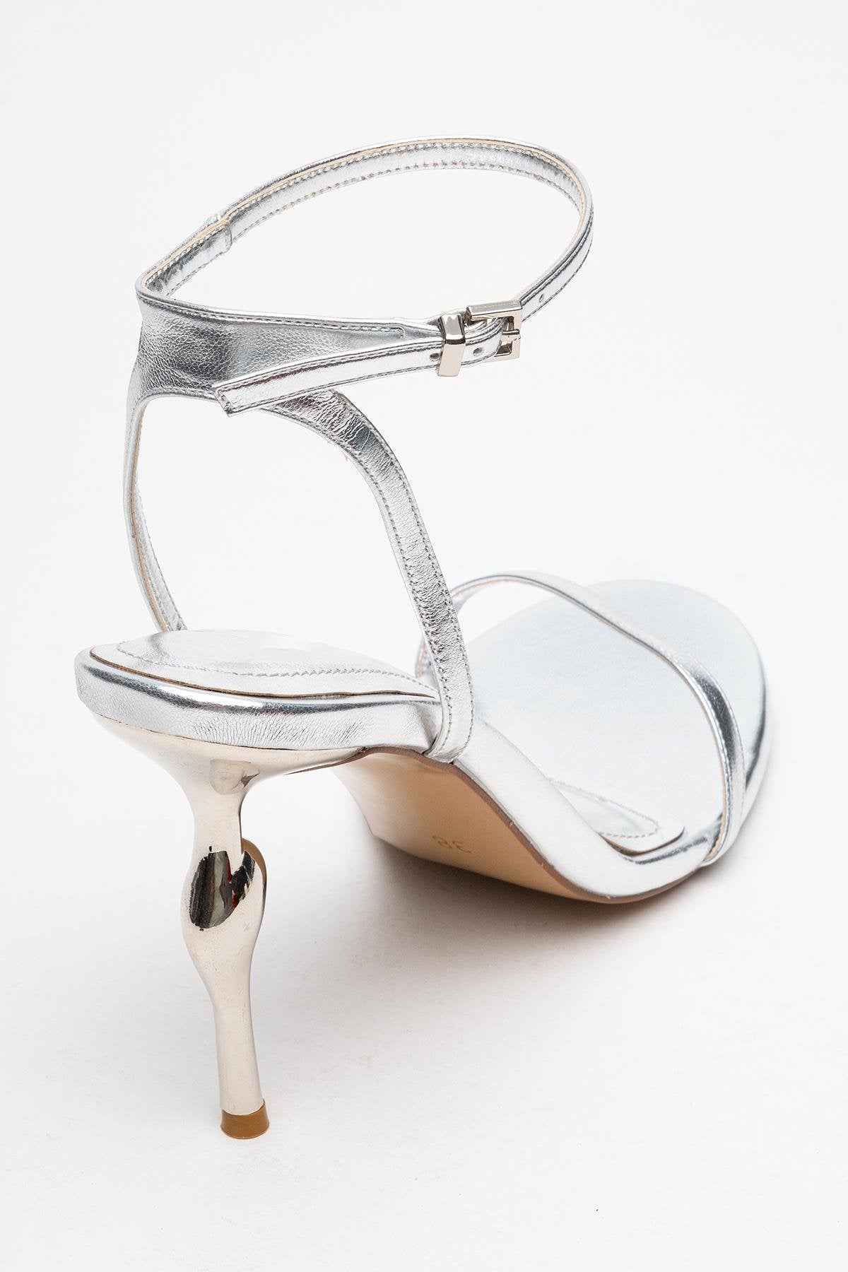 Jasmin - Zapato de tacón de una sola tira plateado (Mujer)