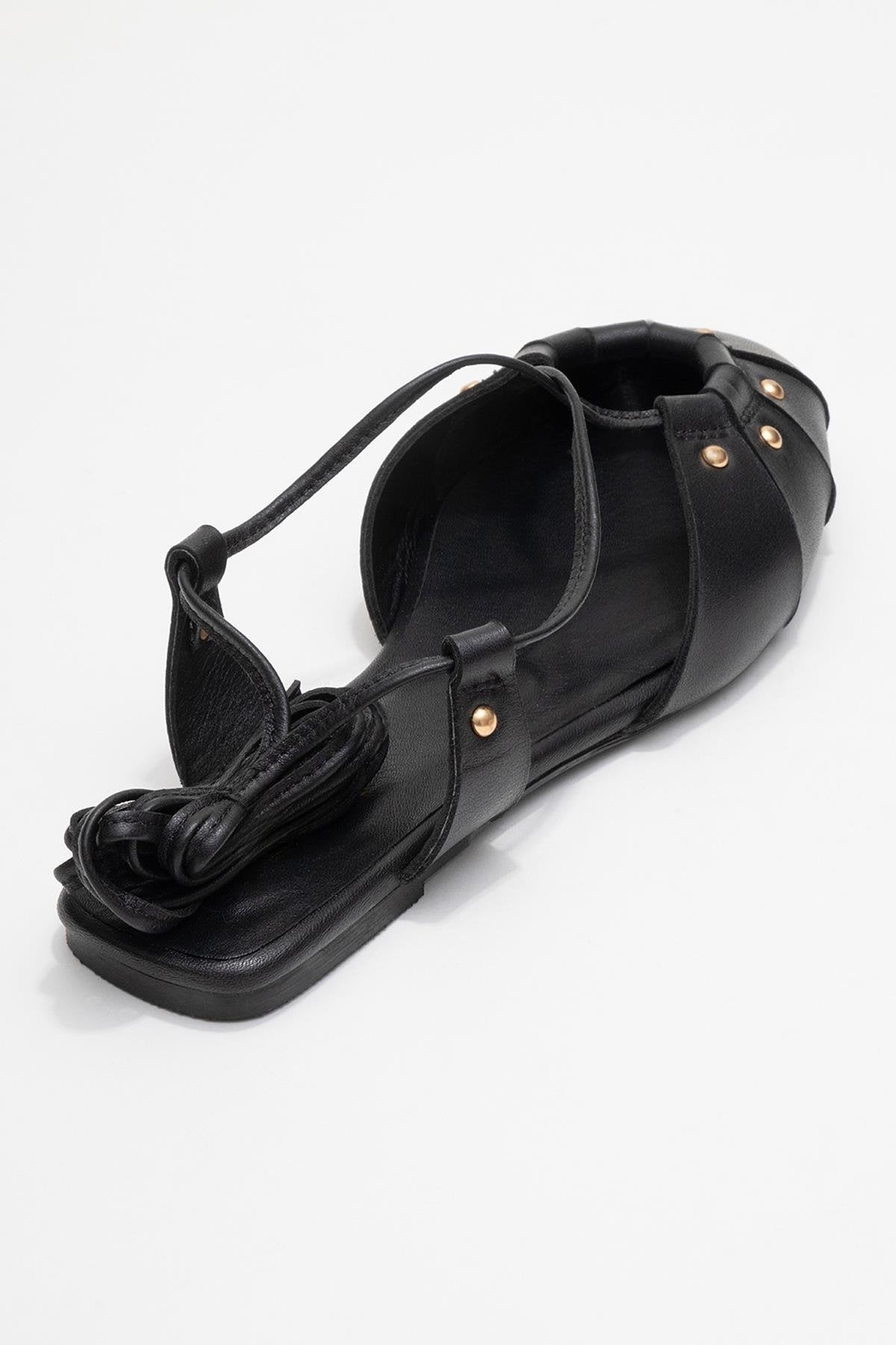 Daria - Sandalia de Tacón con Cordones en Cuero Negro (Mujer)