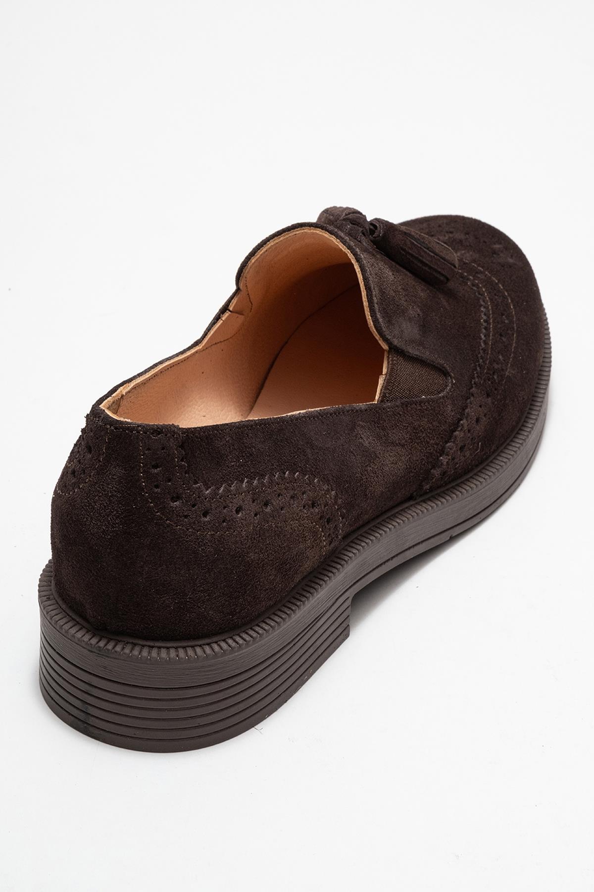 Alex - Mocasines de borlas de cuero de gamuza marrón (Mujer)