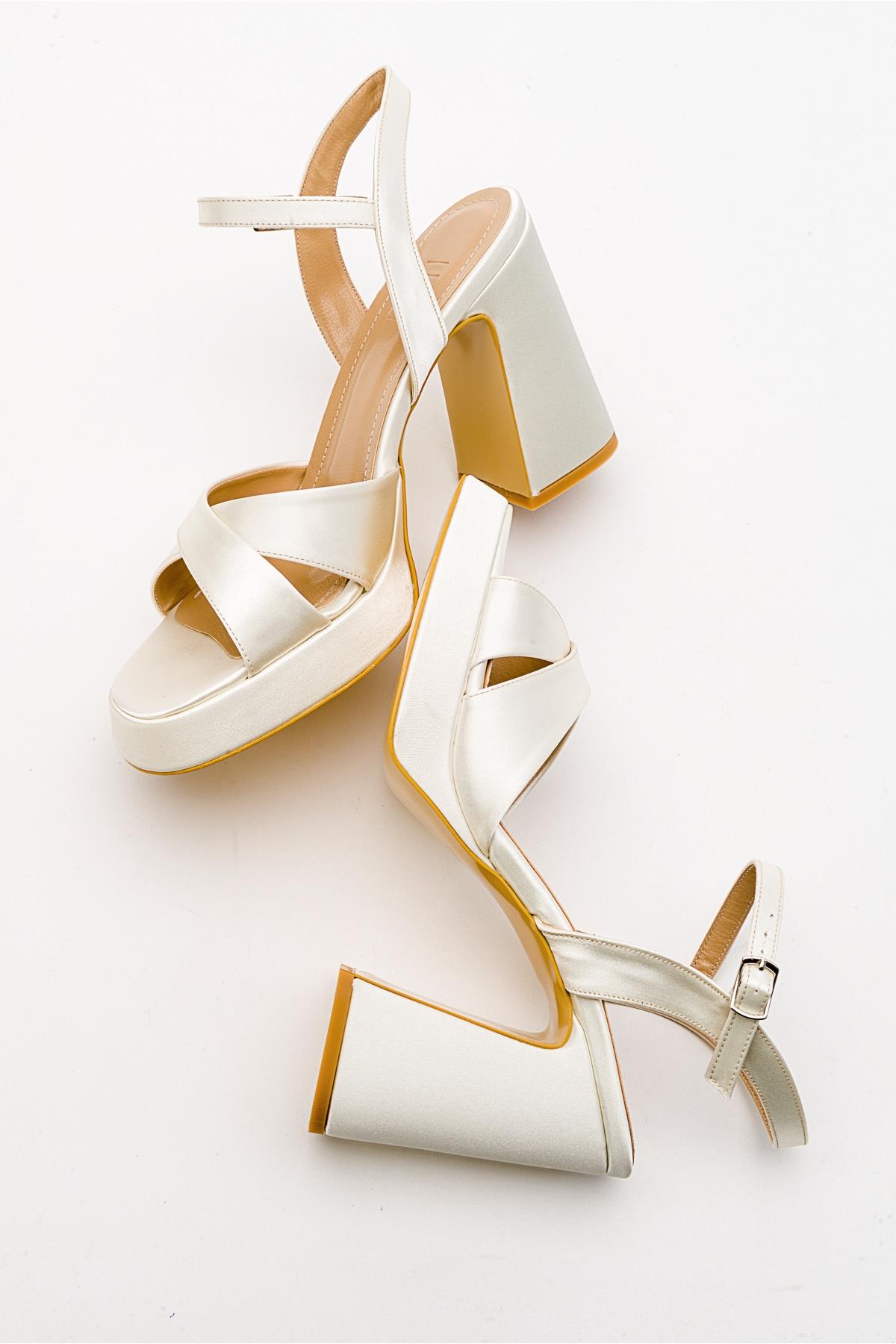 Lello - Ecru Beige Satin Platform Heel Shoe (Women)