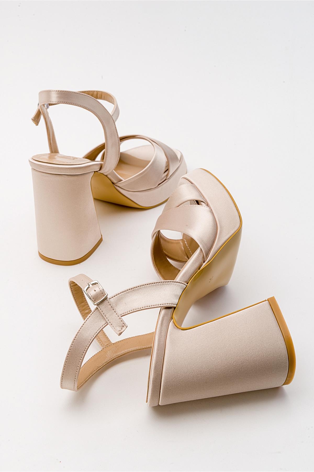 Lello - Beige Satin Platform Heel Shoe (Women)