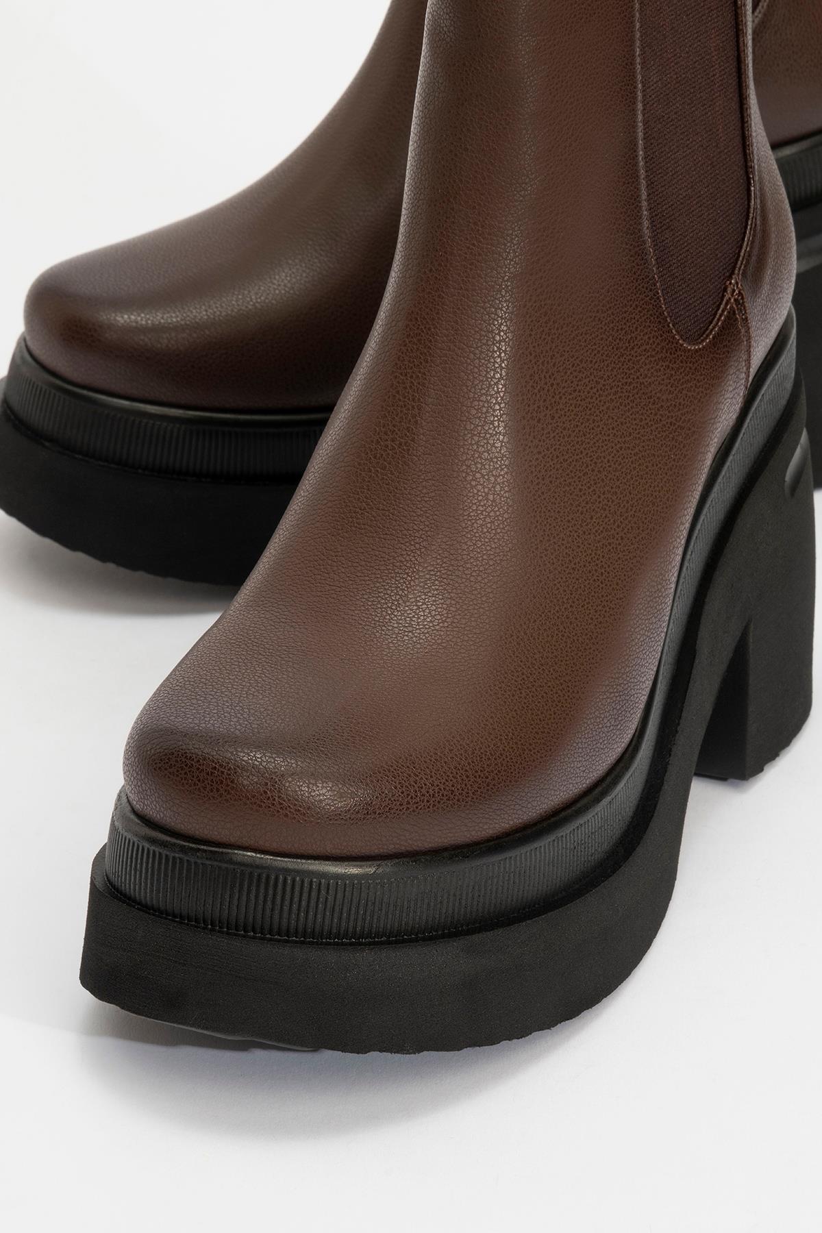 Amberes - Bota Chelsea Marrón (Mujer)