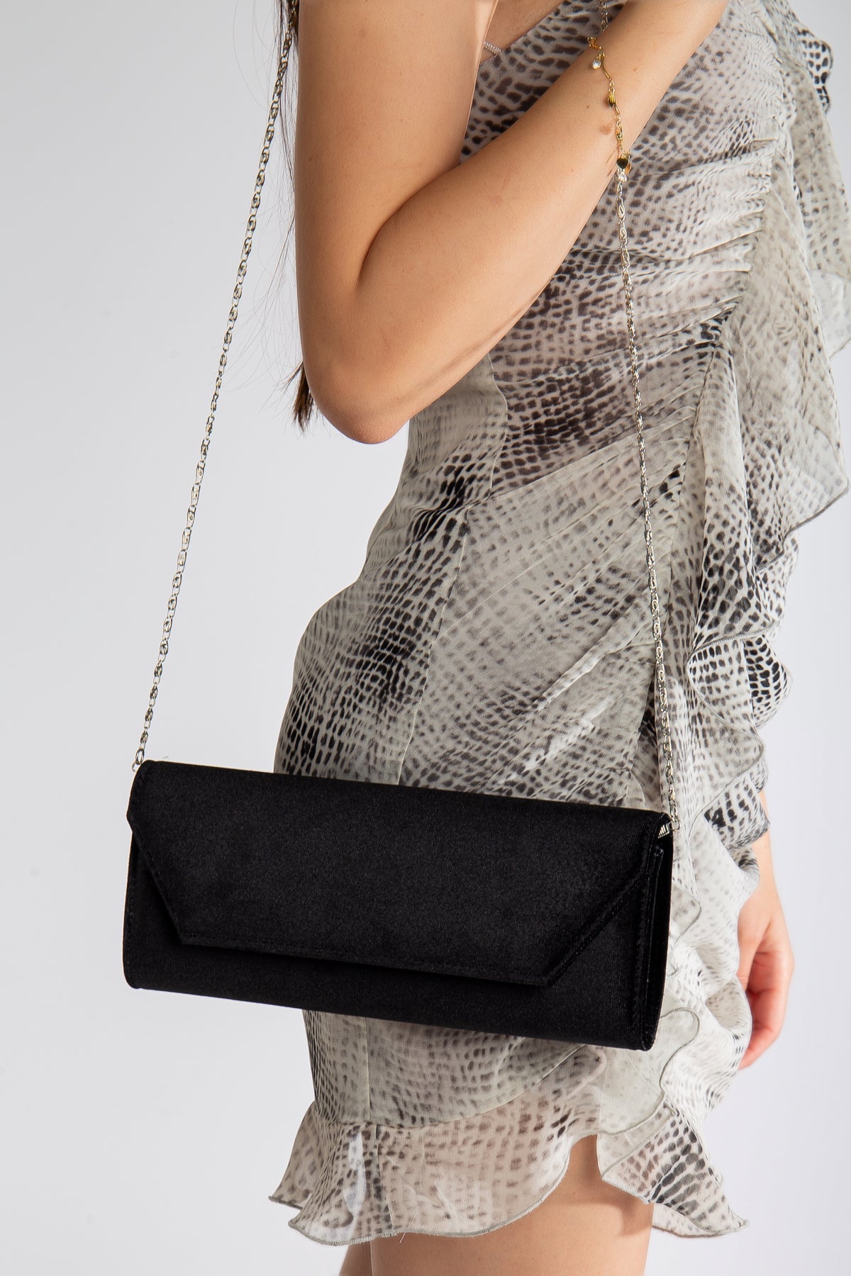 Scarlett - Bolso de mano de terciopelo negro