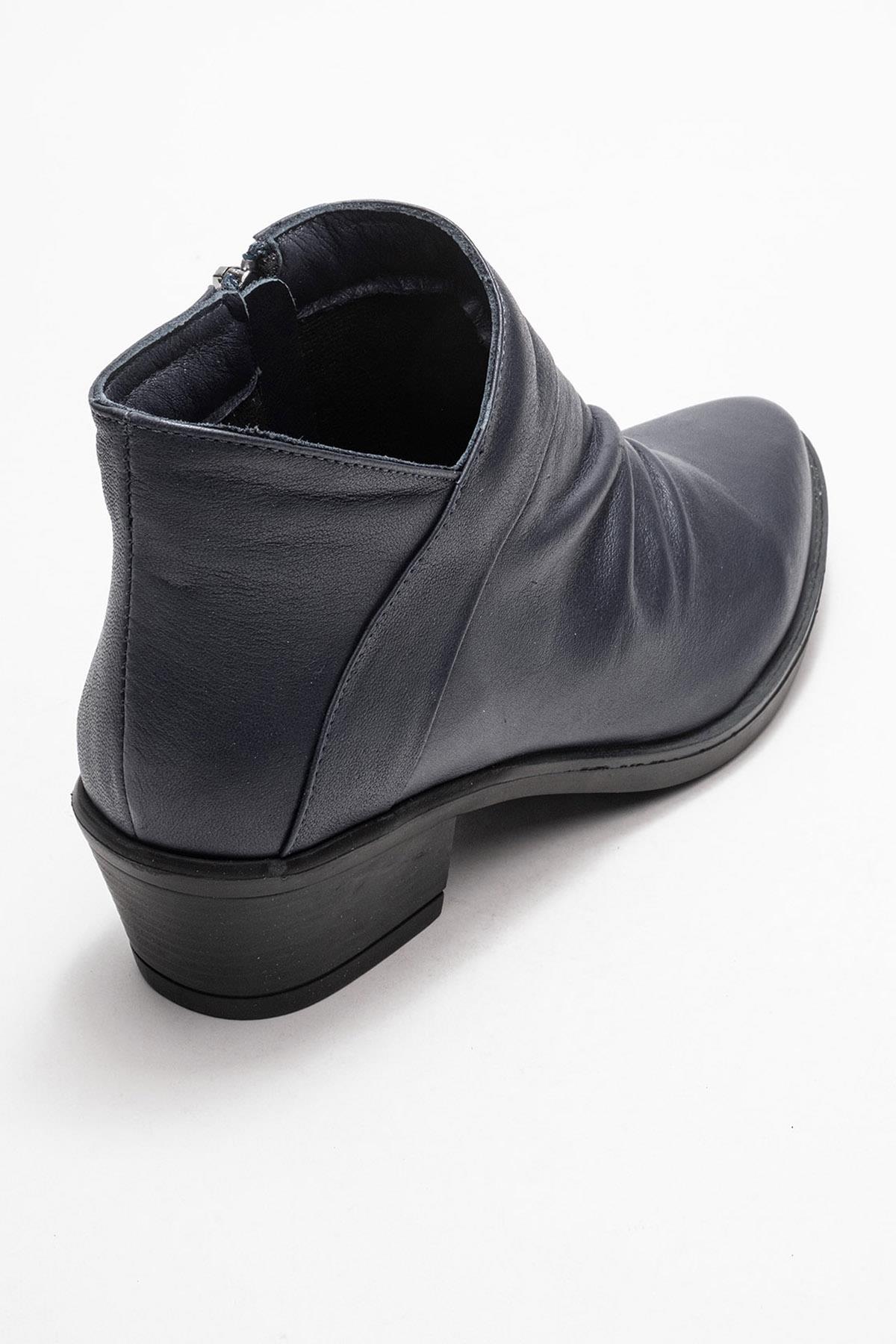 Rule - Bota gruesa de cuero azul marino (mujer)