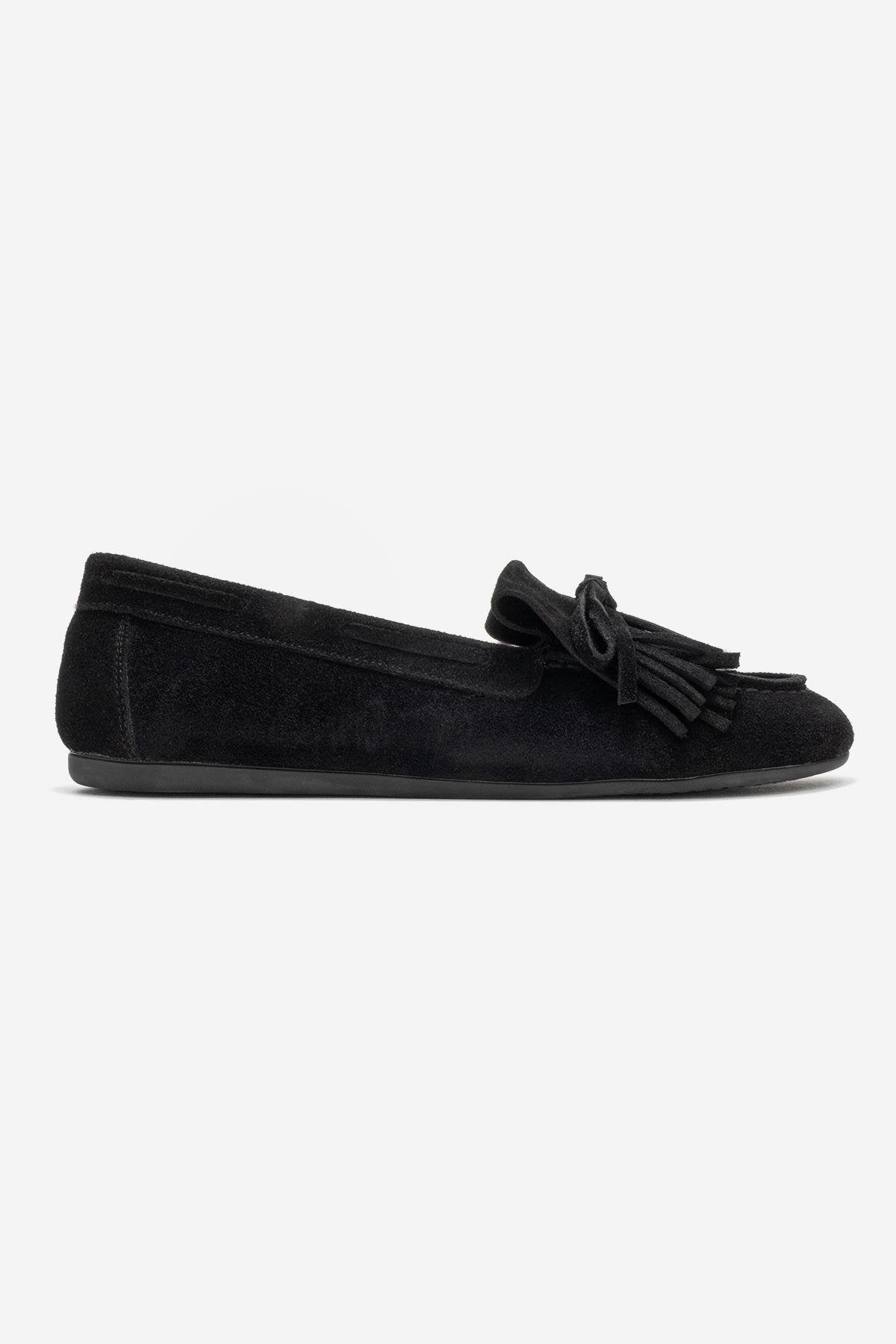 Axeli - Mocasín de cuero de gamuza negro con borlas (Mujer)
