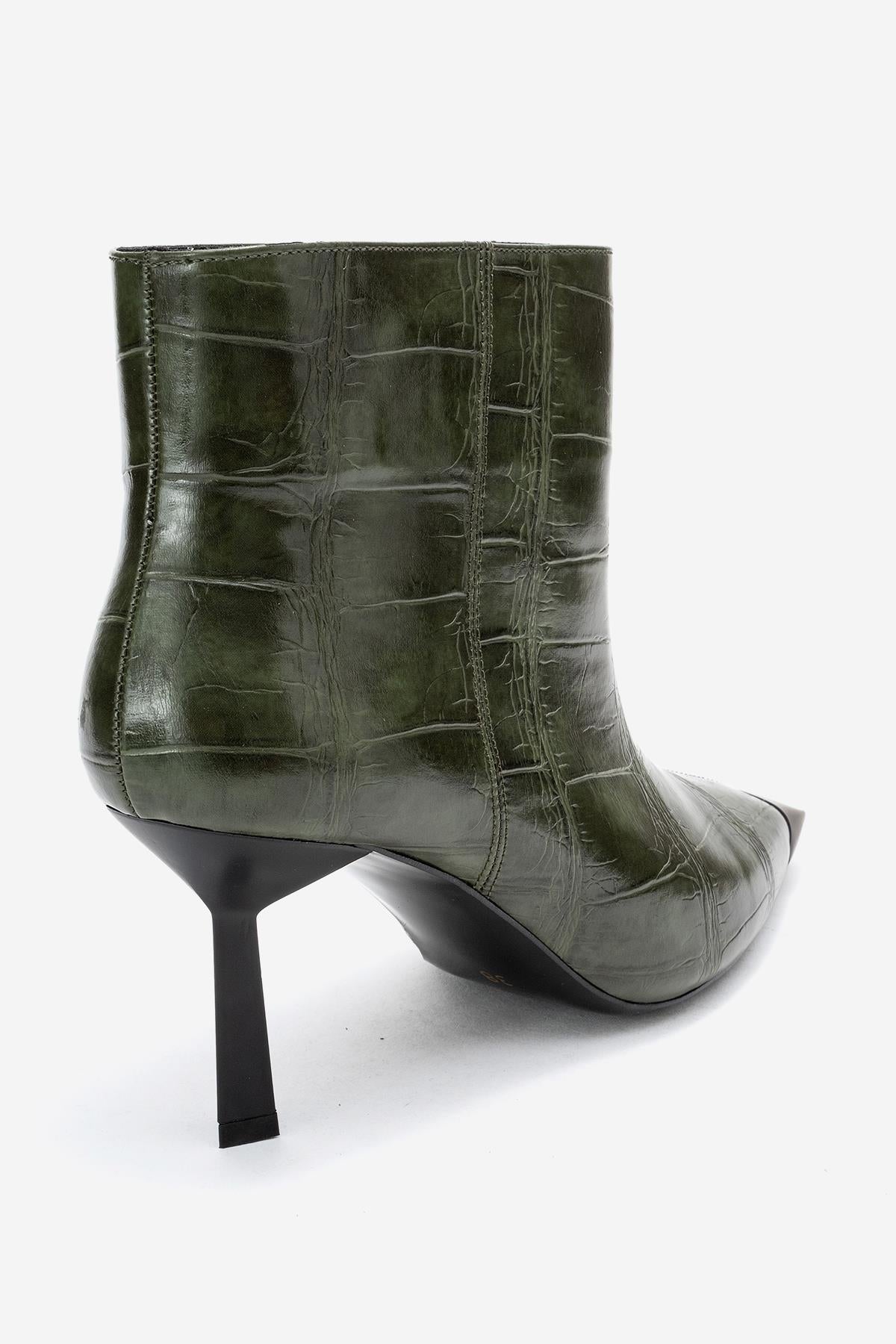 Rassel - Green Pointed Toe Boot (Women)