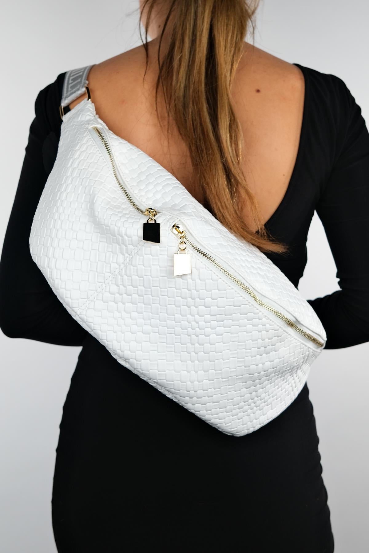 VENTA - White Genuine Leather Waist Bag (Women)