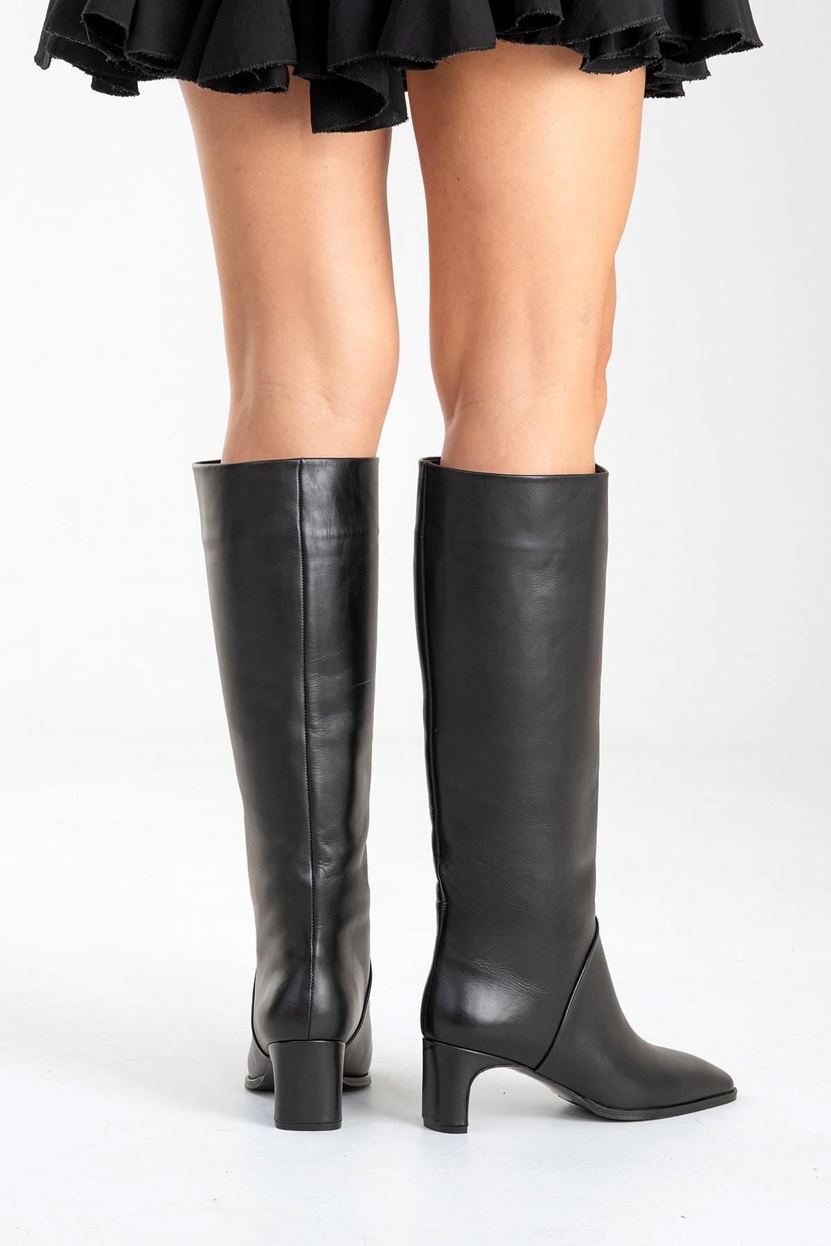 Taly - Botas de tacón cuadrado hasta la rodilla de cuero negro (Mujer)