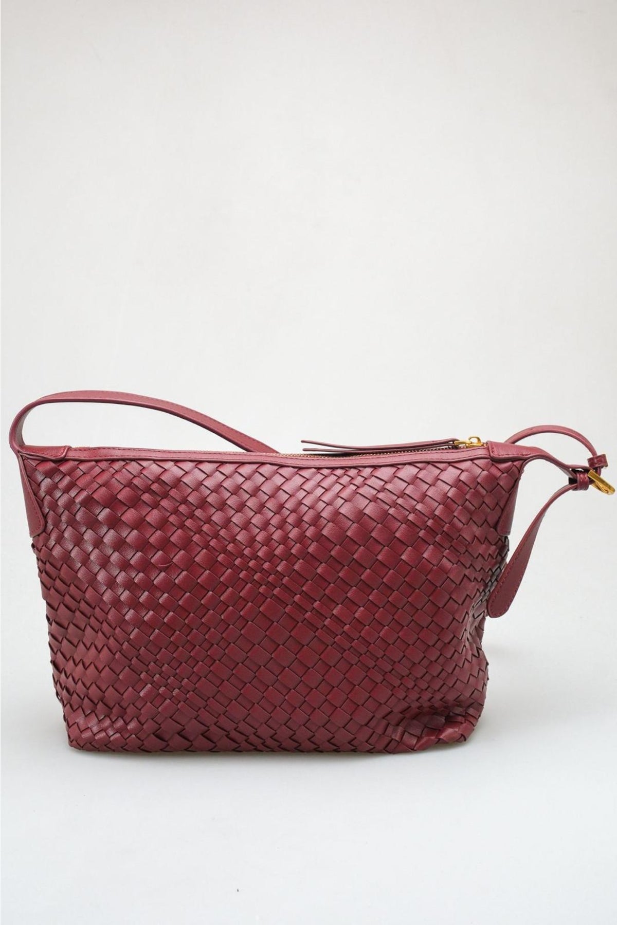 Kira - Dark Red Woven Shoulder Bag (women)