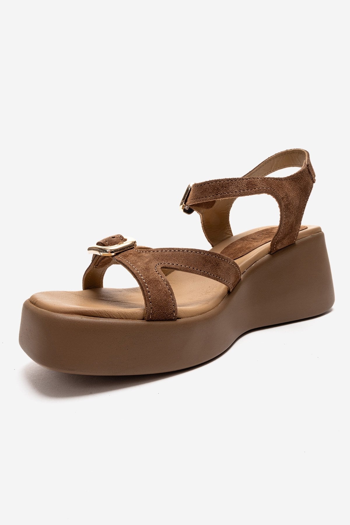 Kalia - Sandalia de cuña con hebilla de cuero genuino de ante color topo (mujer)