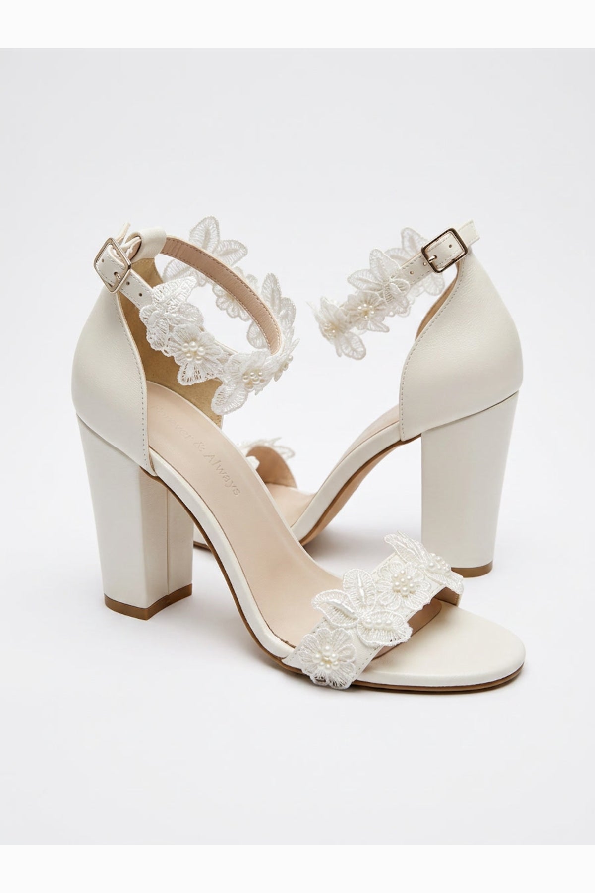 Tacones de novia de encaje Florielle