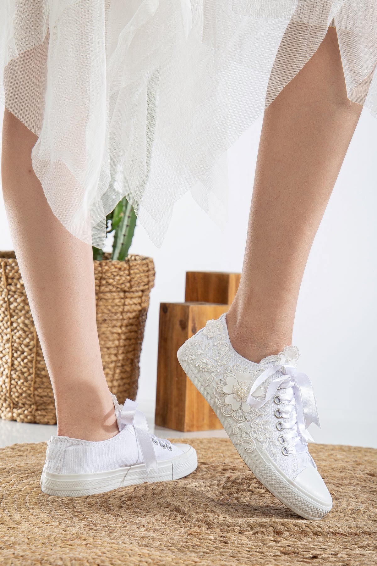 Peyton - White Low Wedding Sneakers