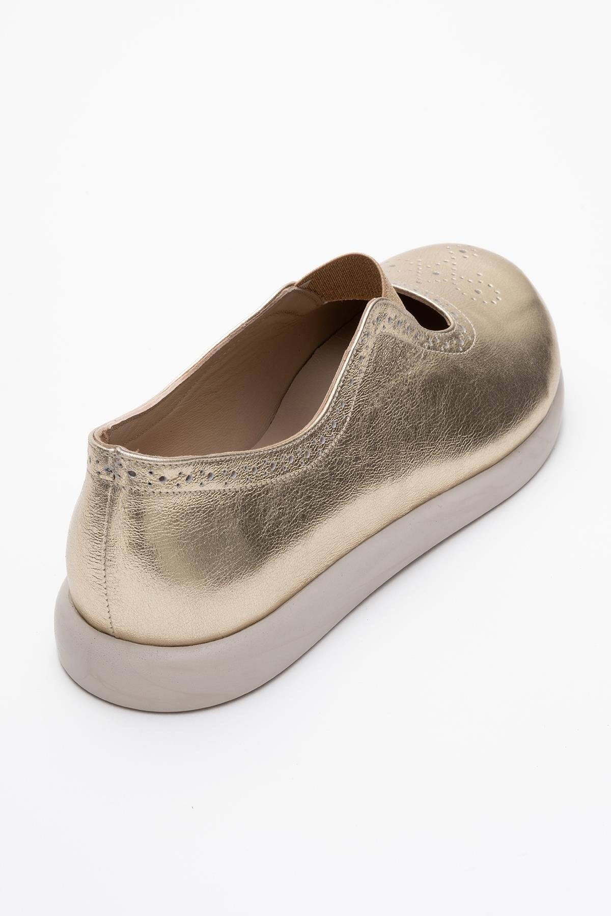 CHELLE Gold Elastic Leather Flat (Women)