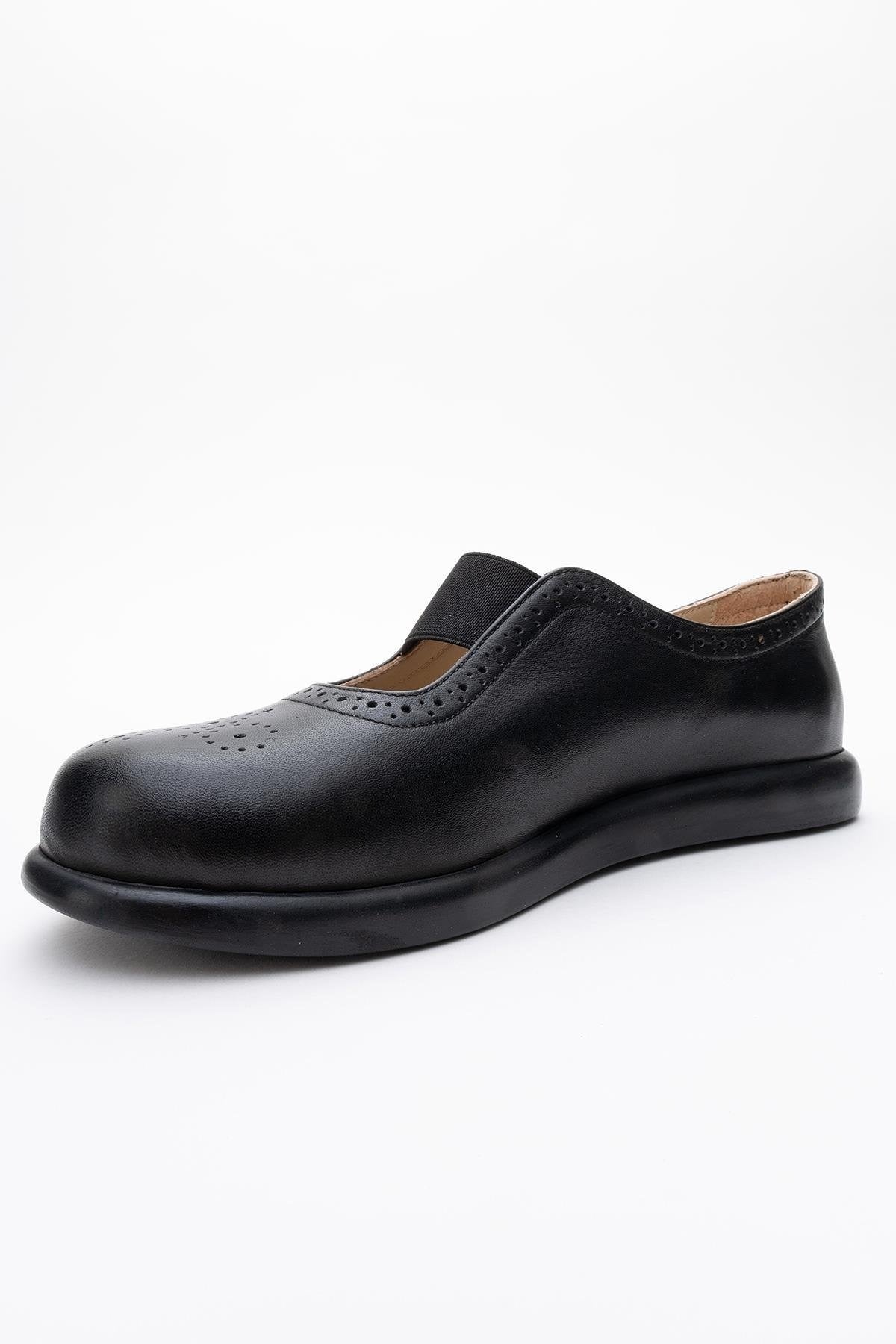 CHELLE Zapato plano de cuero elástico negro (Mujer)