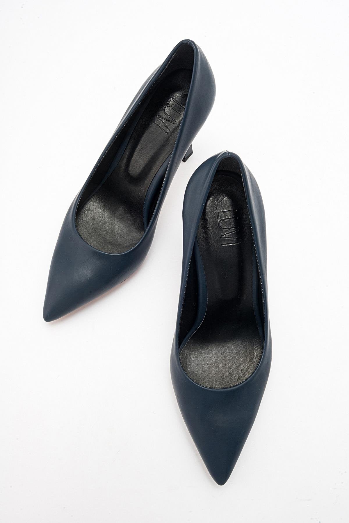 Forest Navy Cilt Pointed Toe Pump (Women)