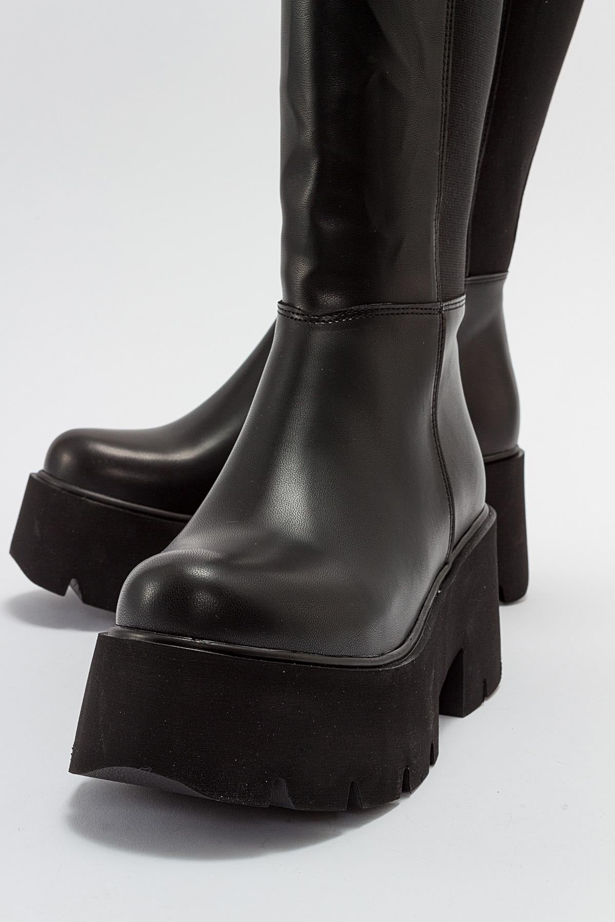 Bota de plataforma Solo negra (Mujer)