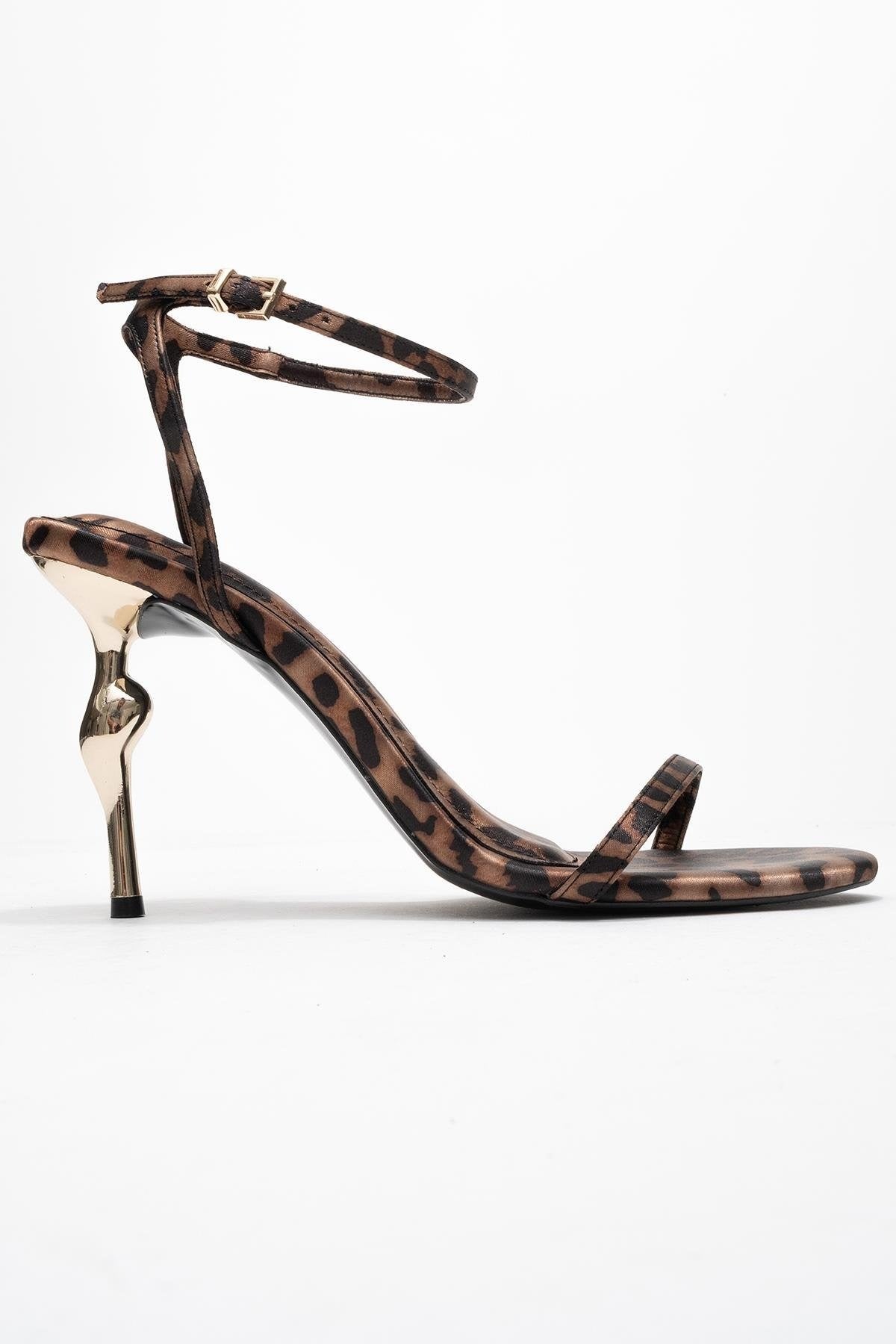 Tacón de aguja con una tira Jasmin Leopard (mujer)