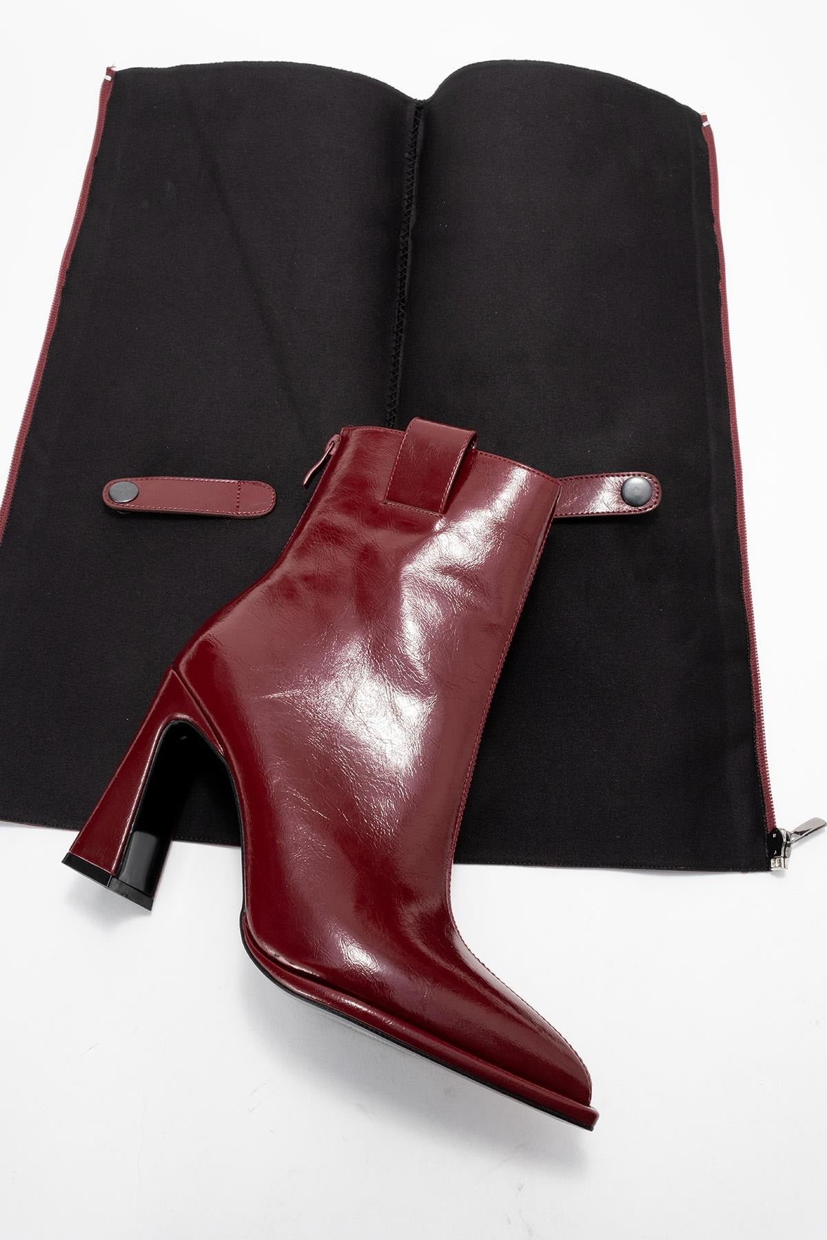 Aja - Bota alta de tacón de bloque convertible color rojo borgoña (Mujer)