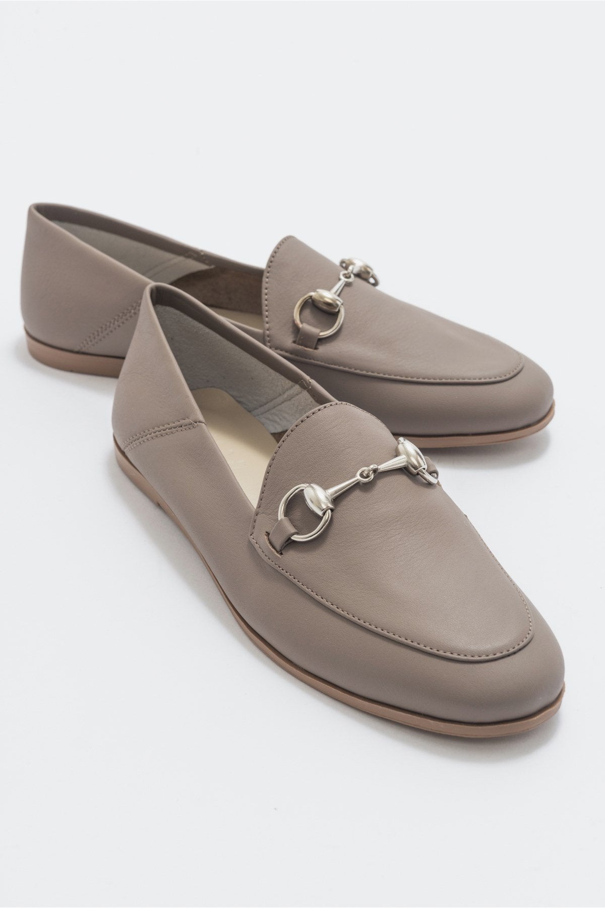 Penny - Light Brown Leather Horsebit Loafers