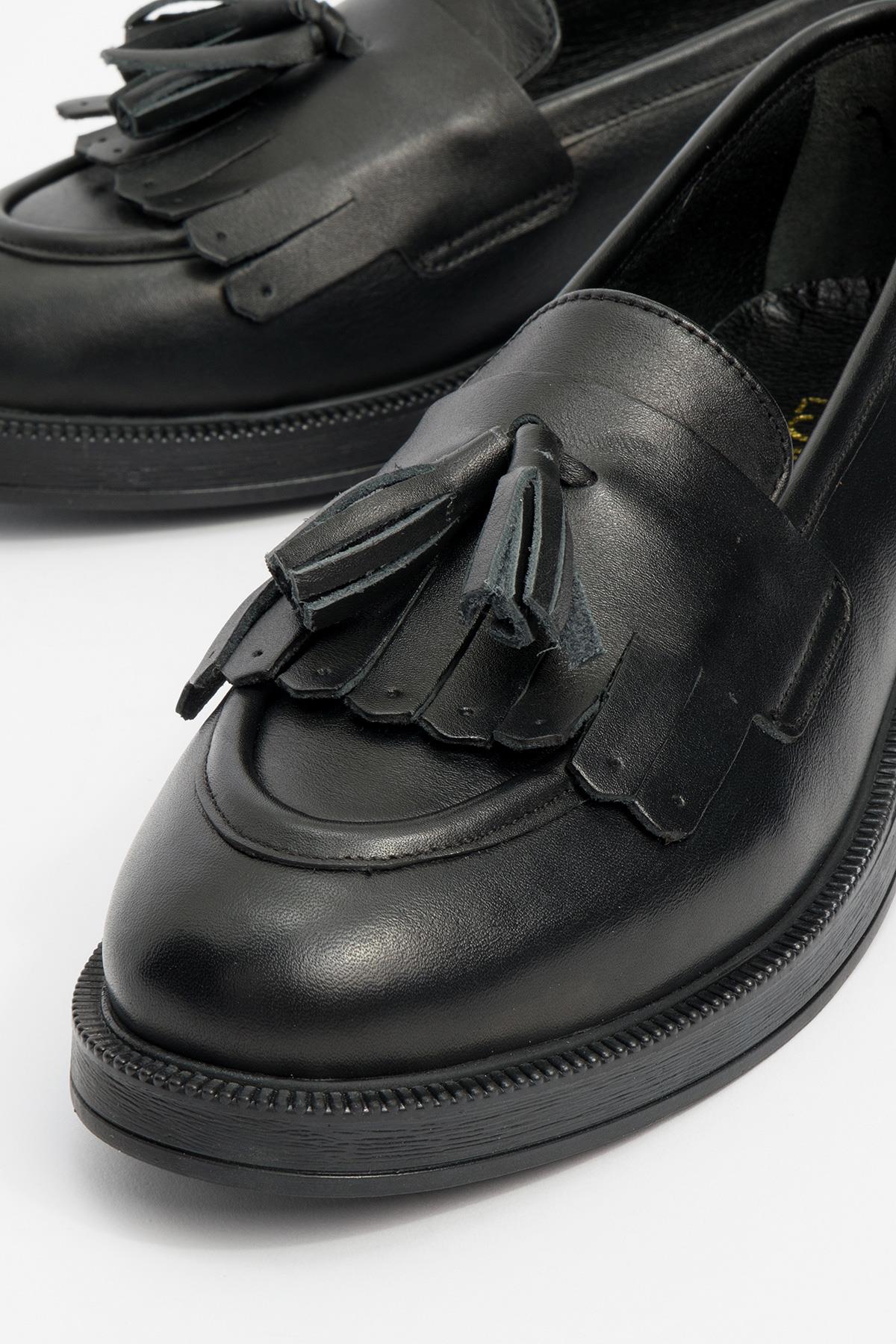 Milly - Black Leather Tassel Loafers