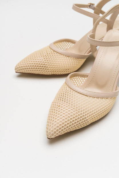 Chic - Zapatilla de tacón de malla beige con punta (mujer)