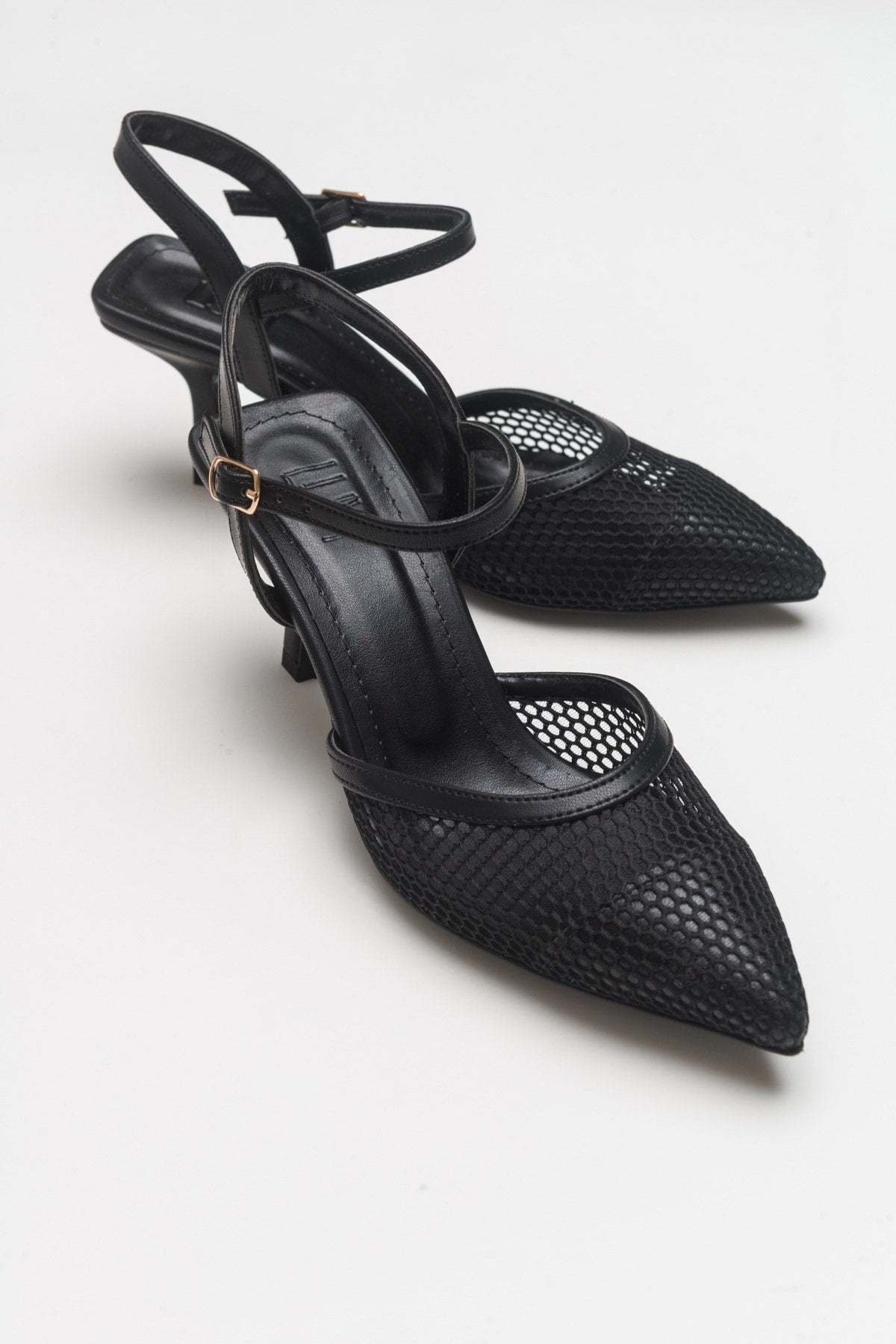 Chic - Zapatilla de tacón de malla negra con punta (Mujer)