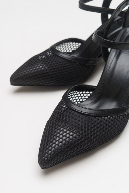 Chic - Zapatilla de tacón de malla negra con punta (Mujer)