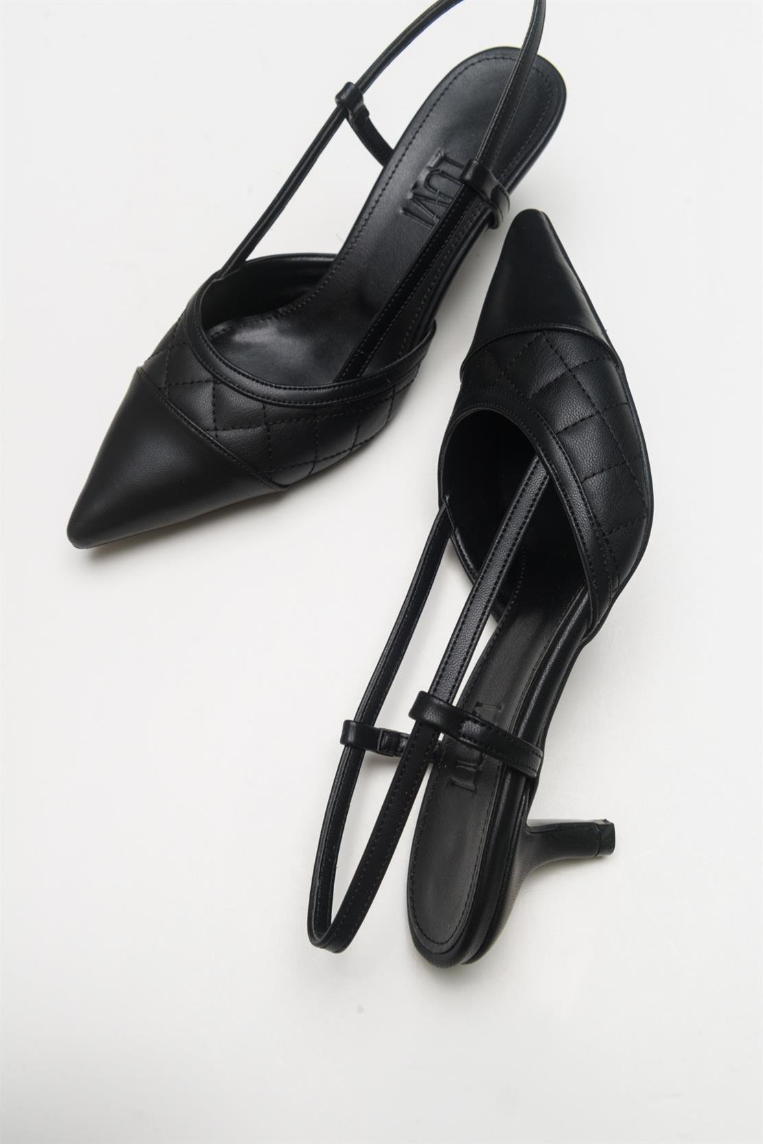 Punta - Zapatos de tacón destalonados de punta fina negra (Mujer)