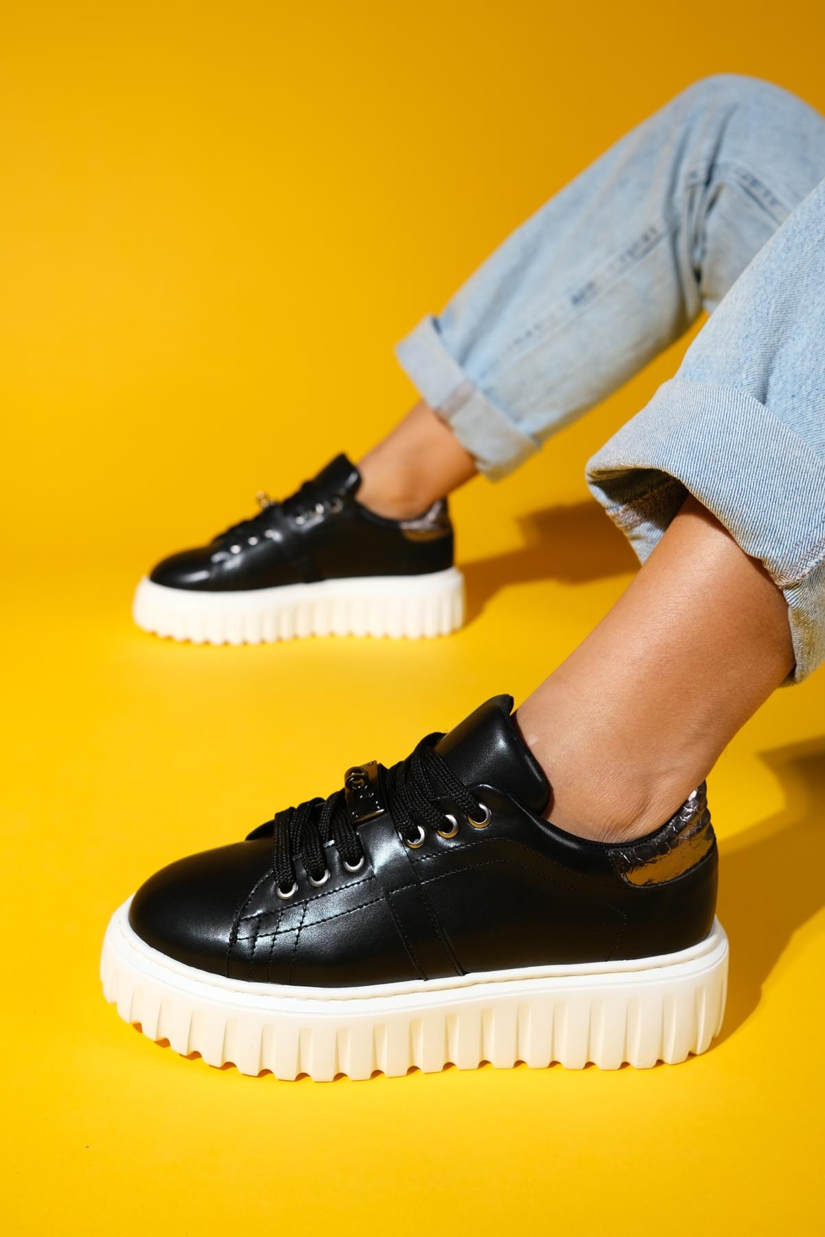 Andro - Black Platform Sneakers (Women)