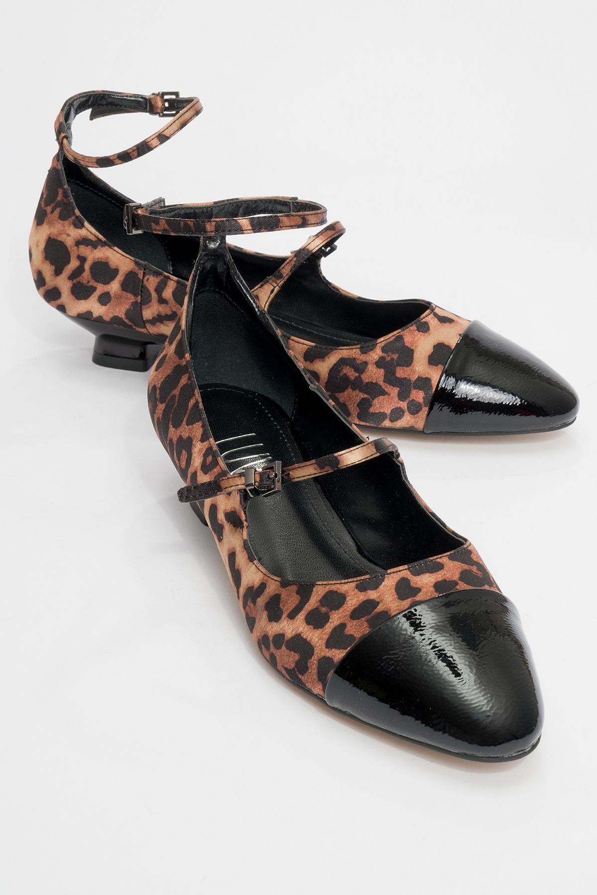 Uster - Zapatos de tacón bajo tipo Mary Jane con estampado de leopardo (mujer)