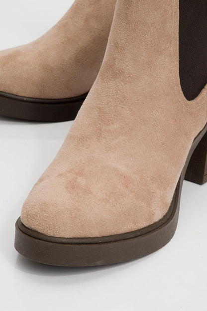 Loves - Bota Chelsea con plataforma de gamuza beige (Mujer)