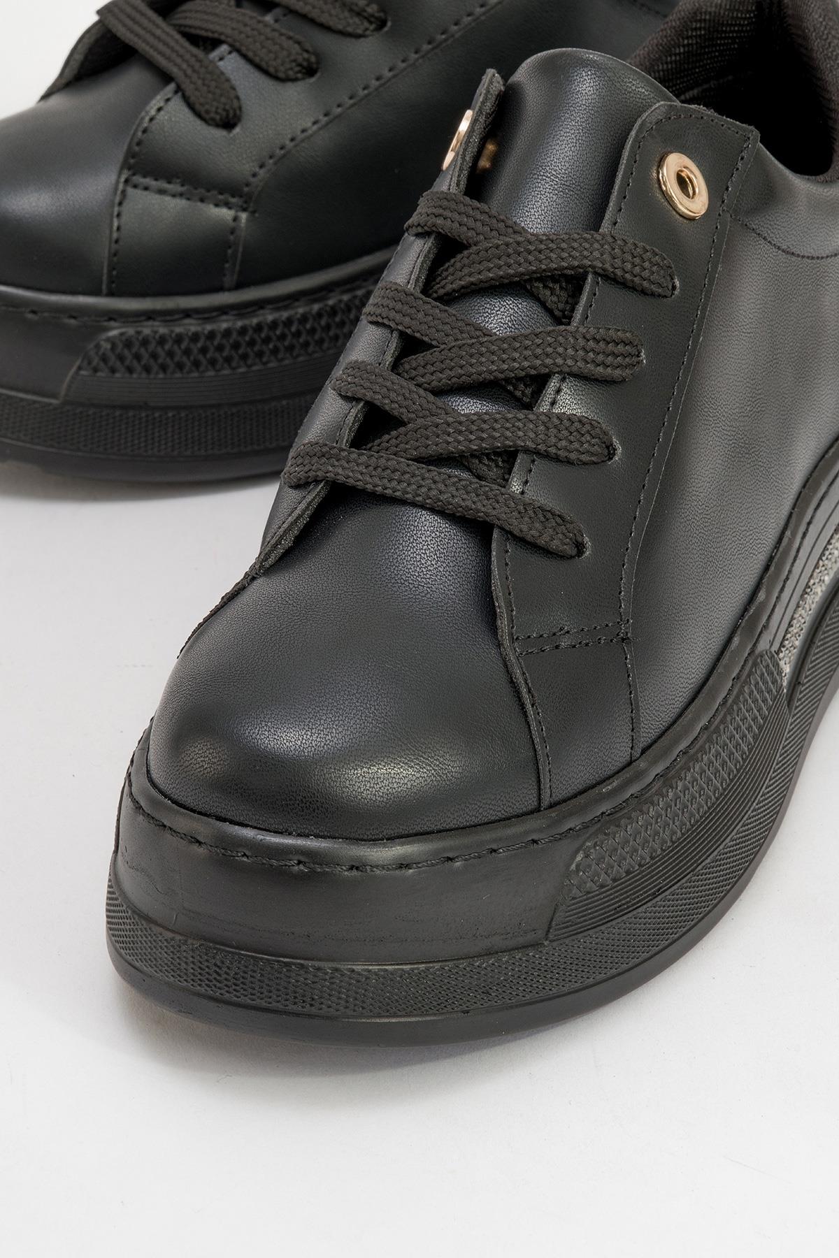Poema - Zapatillas de plataforma negras adornadas (Mujer)