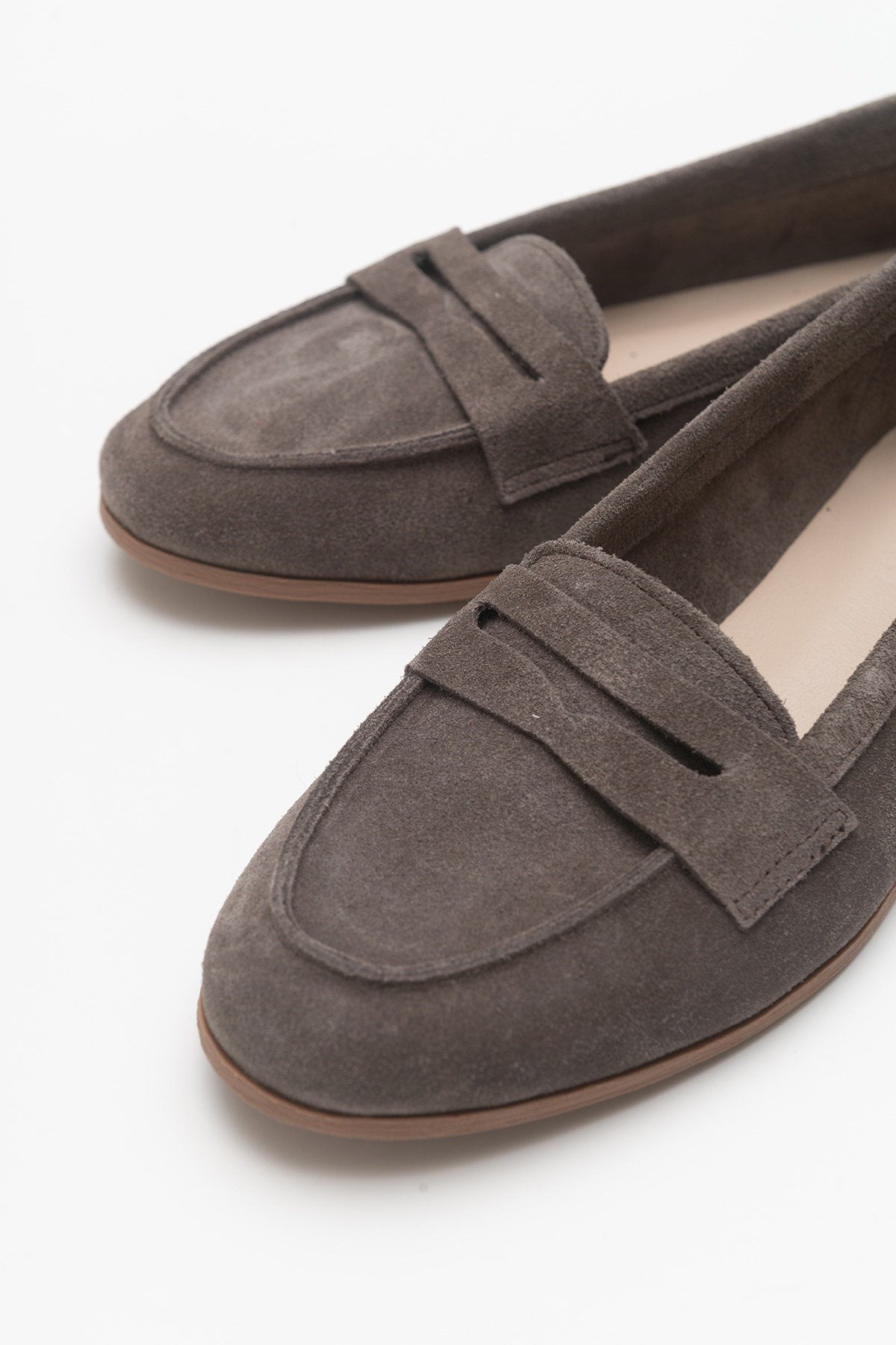 Dorothy - Dark Brown Suede Leather Loafers