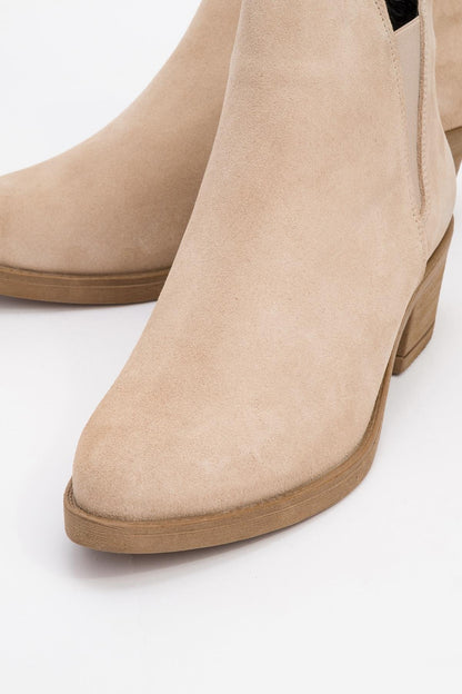 Dovena - Botín de tacón ancho de ante color beige (Mujer)