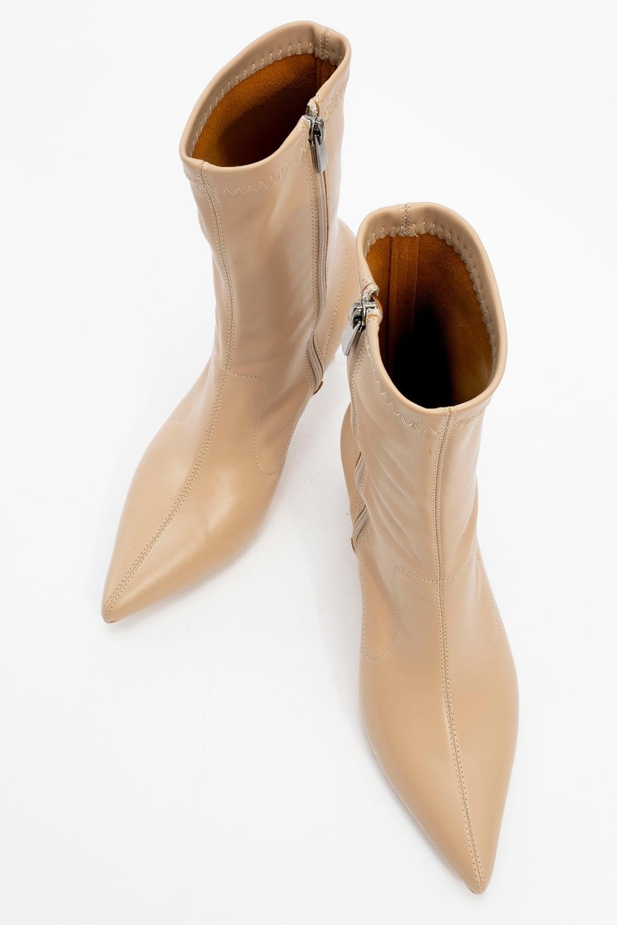 Thalin - Bota de aguja con cremallera lateral beige (Mujer)