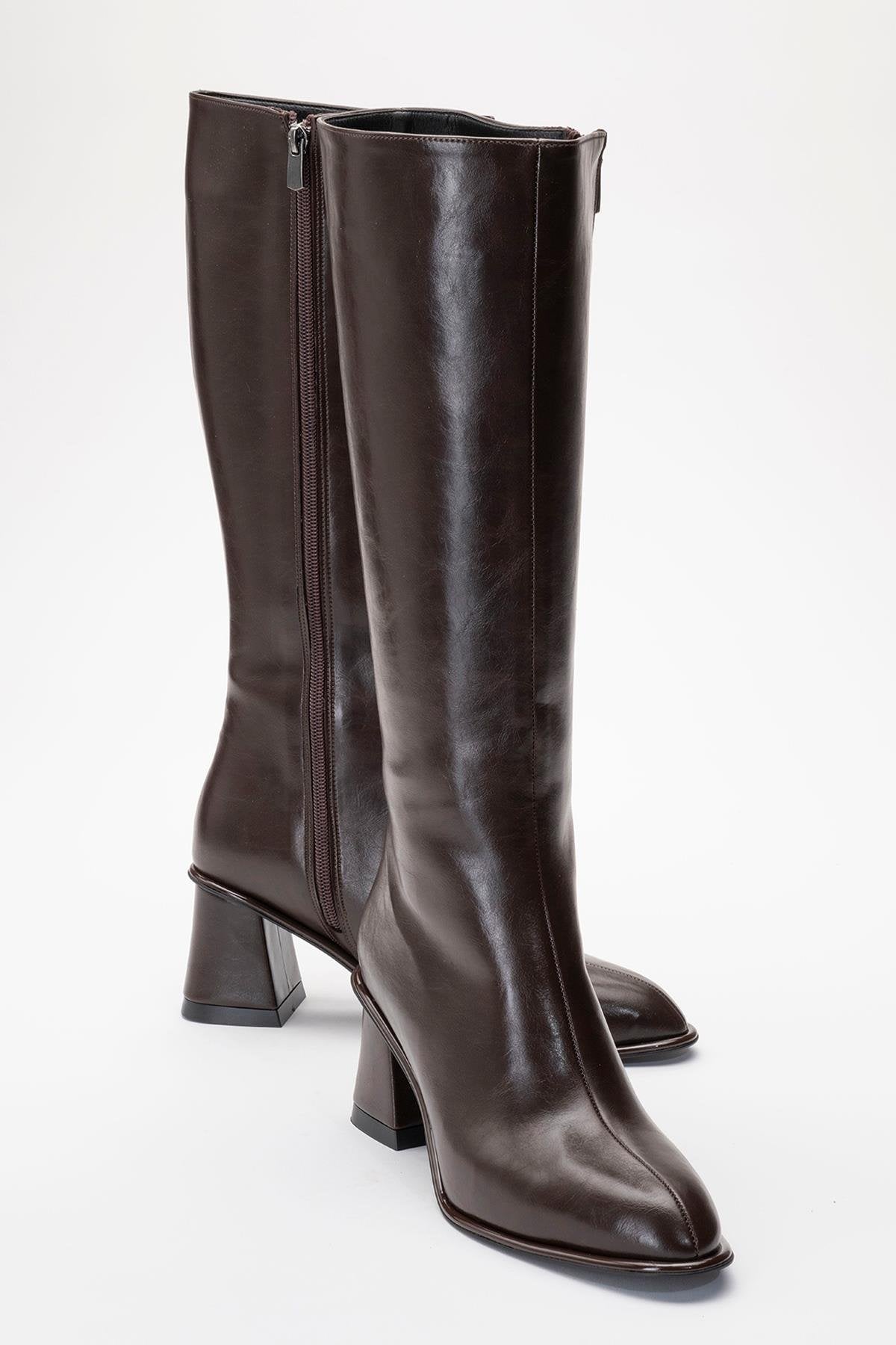 Paradis - Bota alta de tacón grueso color marrón (mujer)