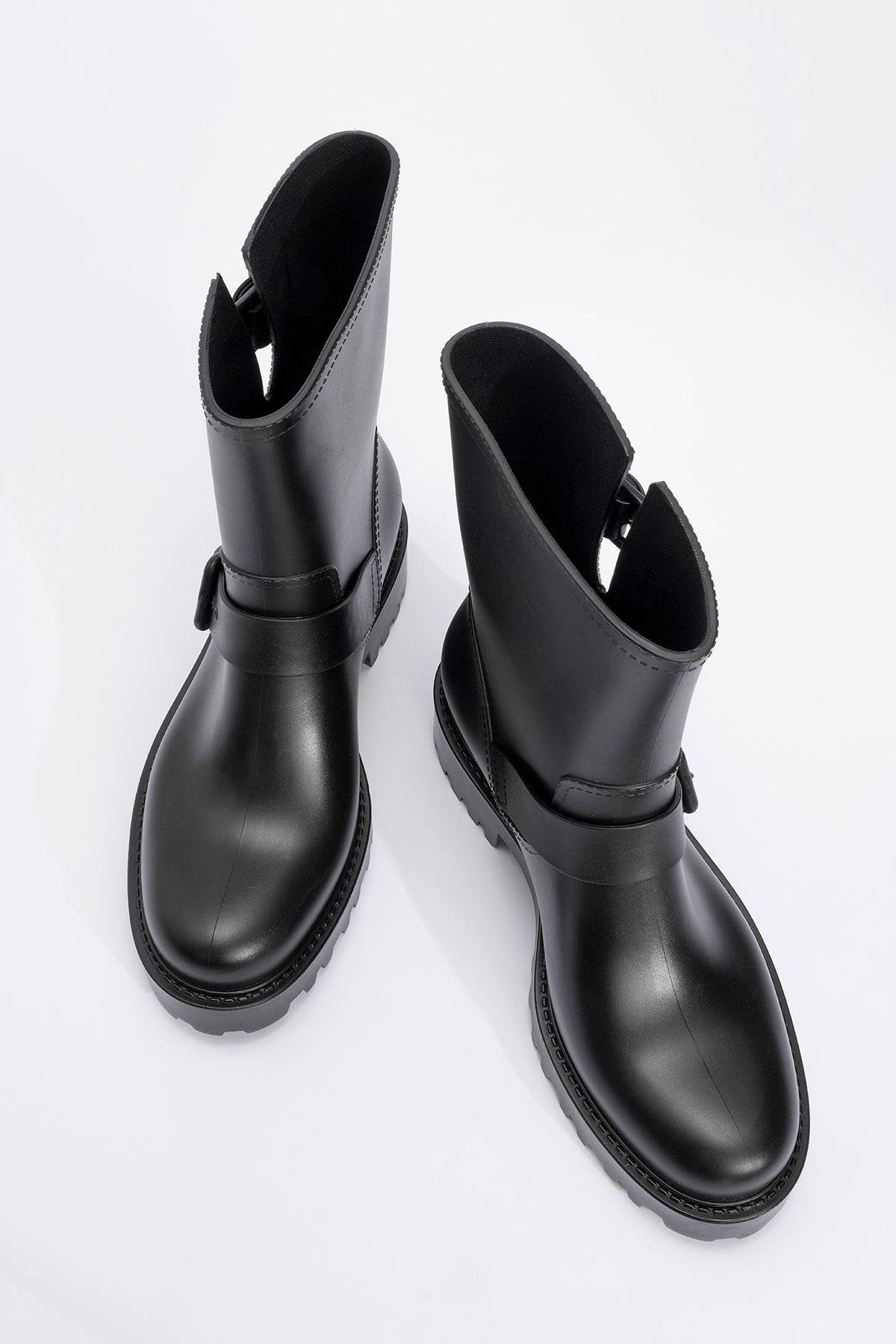Zone - Bota de lluvia negra (mujer)