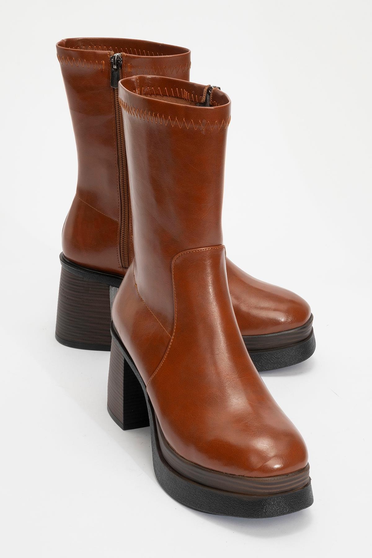 Beck - Bota de tacón de bloque con plataforma Cognac (Mujer)