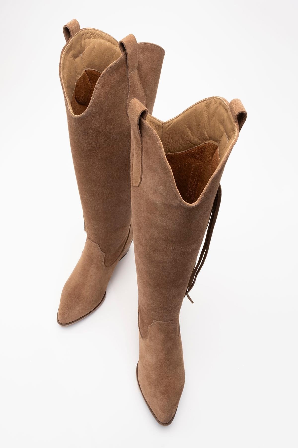 Rios - Botas altas hasta la rodilla de ante color coñac con flecos (Mujer)