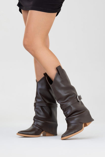 Okus - Bota con tacón de bloque y hebilla marrón (Mujer)