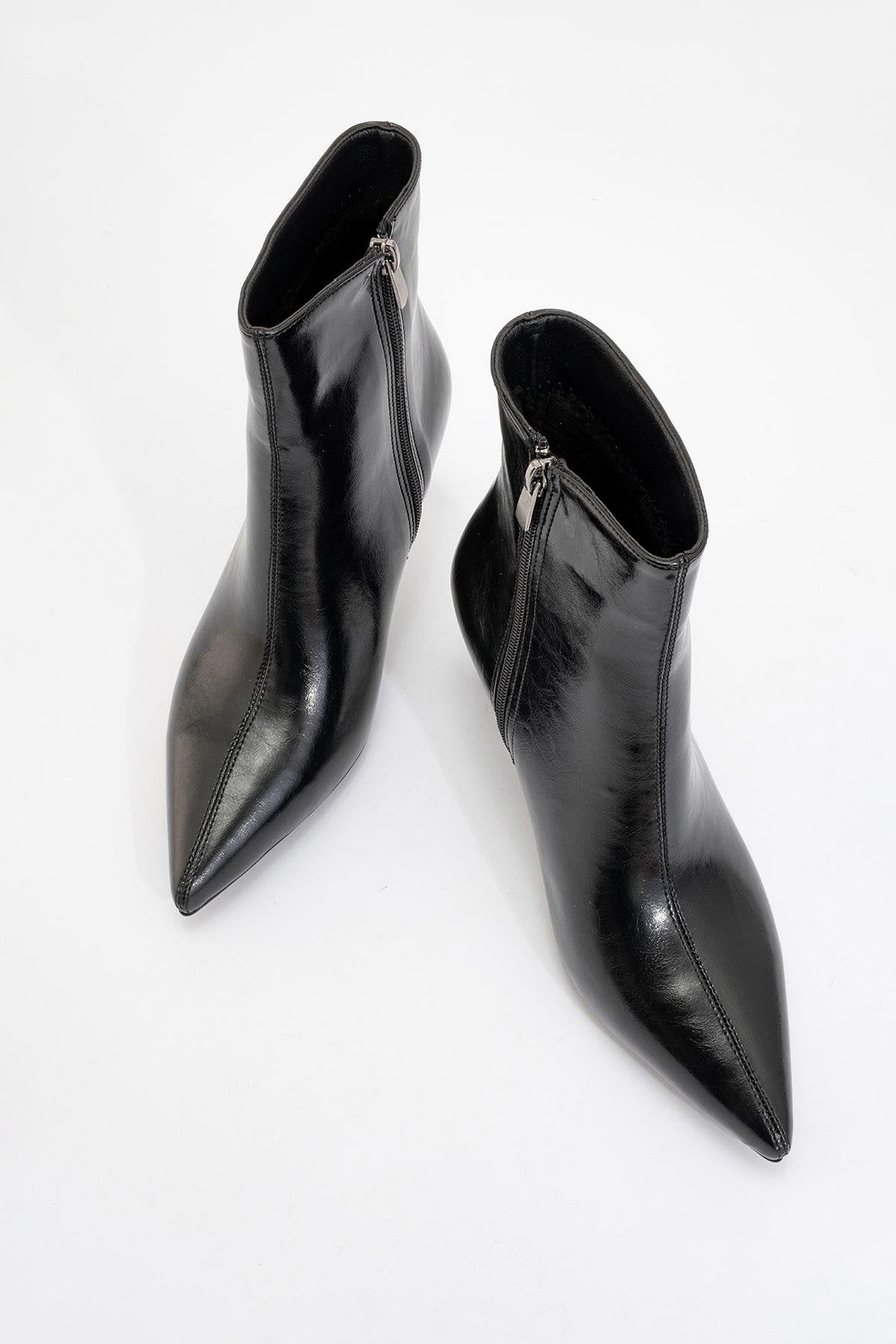 Noya - Bota de tacón fino con punta (Mujer)