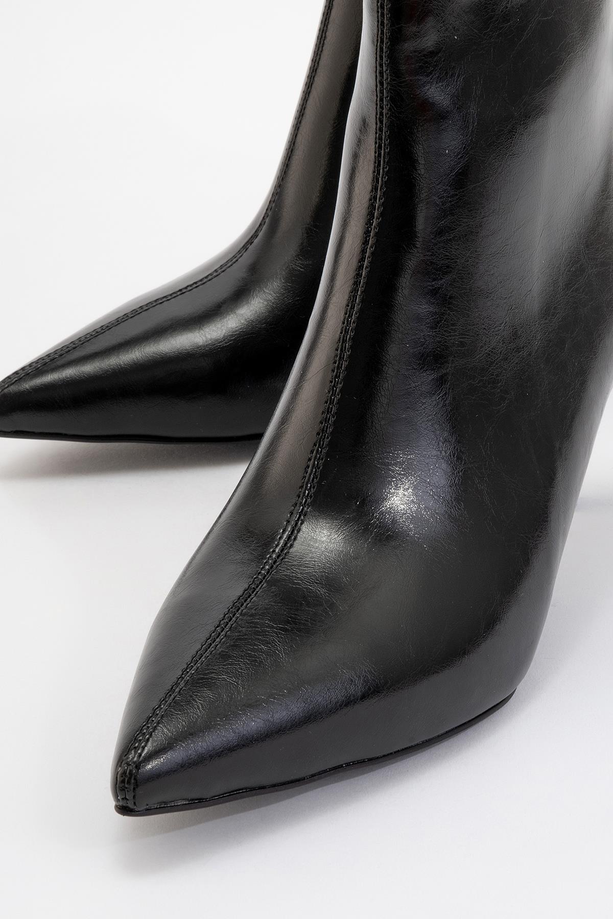Noya - Bota de tacón fino con punta (Mujer)