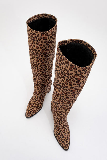 120 - Bota alta con tacón de bloque y estampado de leopardo (Mujer)