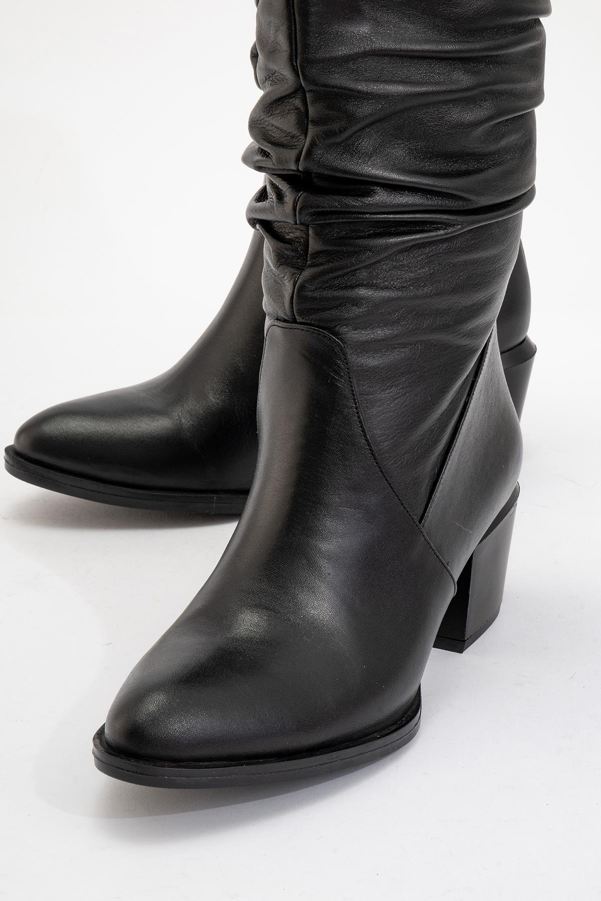 Soule - Bota de piel negra (mujer)