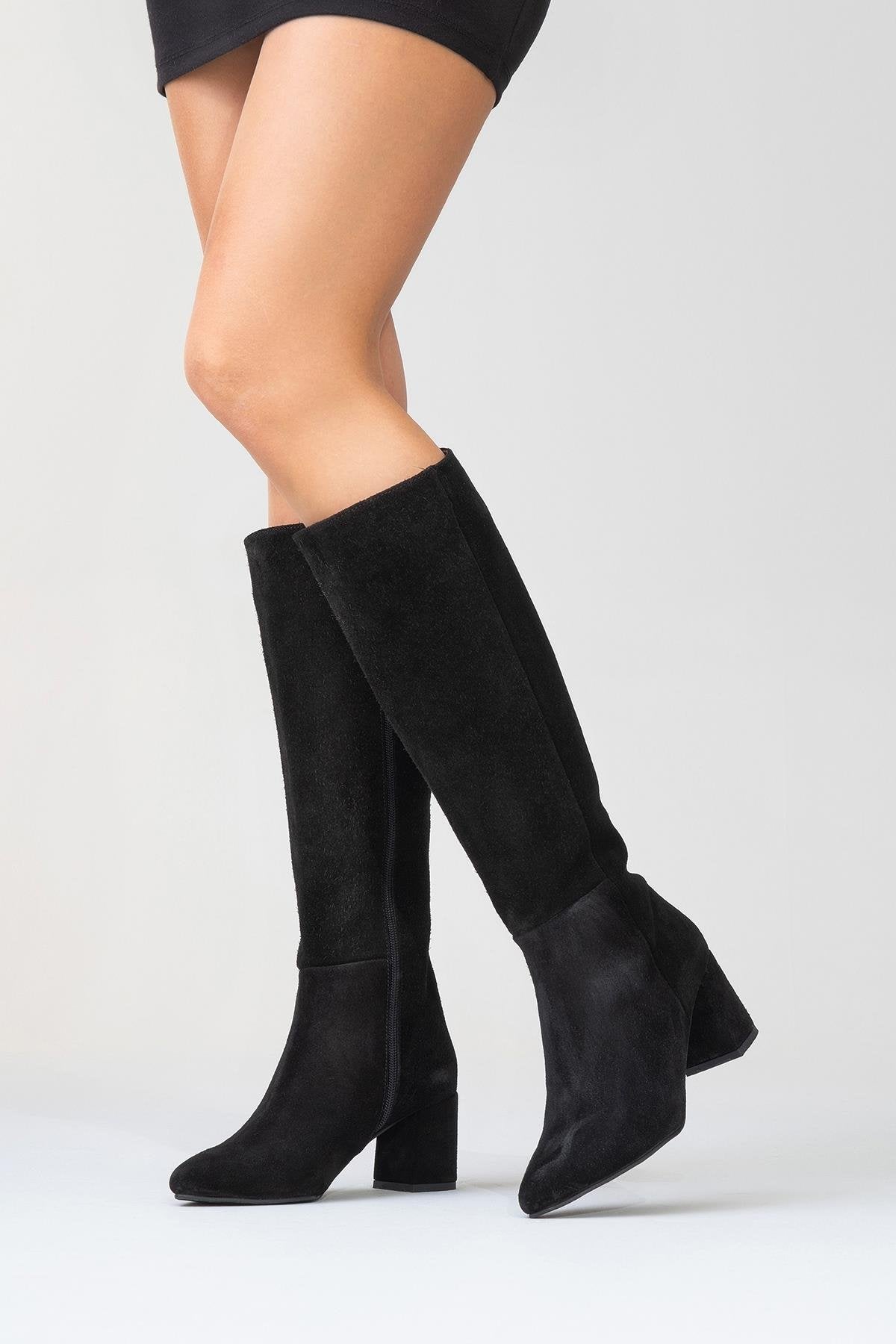 Sejas - Bota alta de tacón de bloque de cuero de gamuza negra (Mujer)