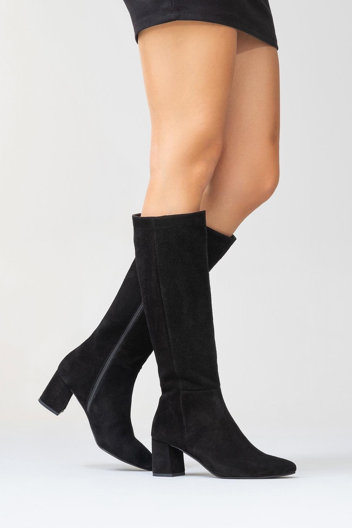 Sejas - Bota alta de tacón de bloque de cuero de gamuza negra (Mujer)